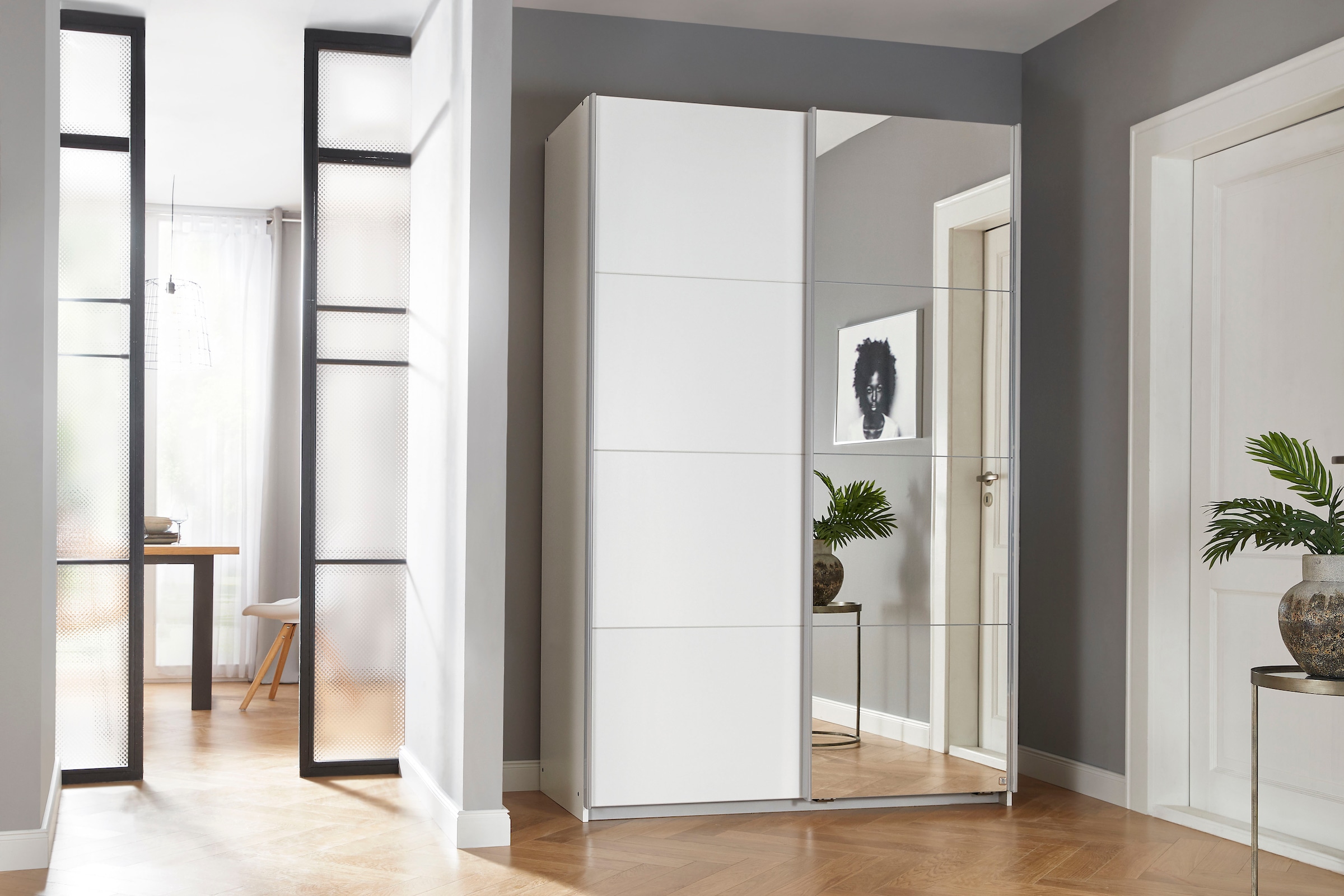 rauch Armoire à portes coulissantes »Subito Kleiderschrank Bestseller« Schlafzimmerschrank Schrank Garderobe mit 4 Spiegelelementen