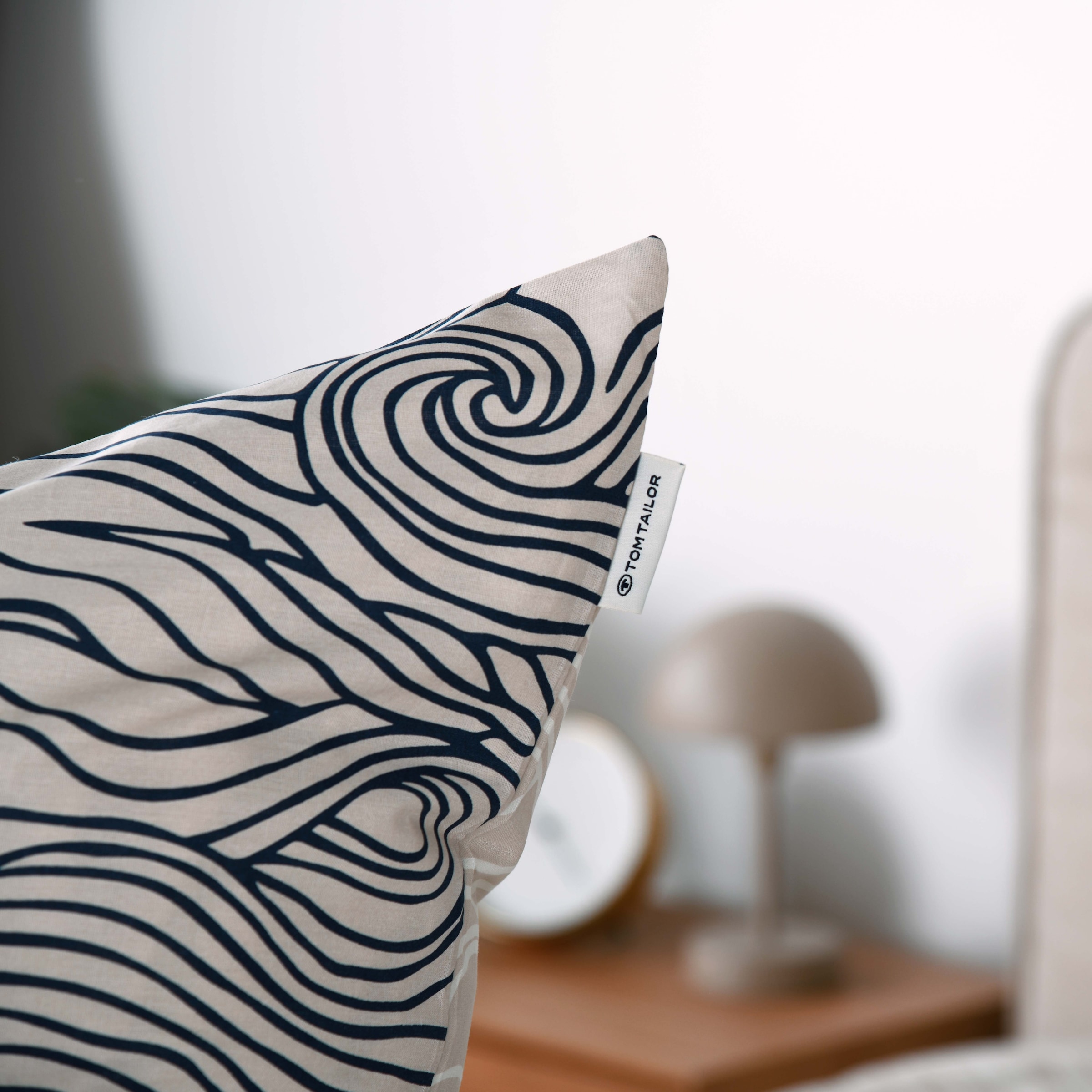 TOM TAILOR HOME Bettwäsche »WAVES« 2 new bedroom, gewebtes Label