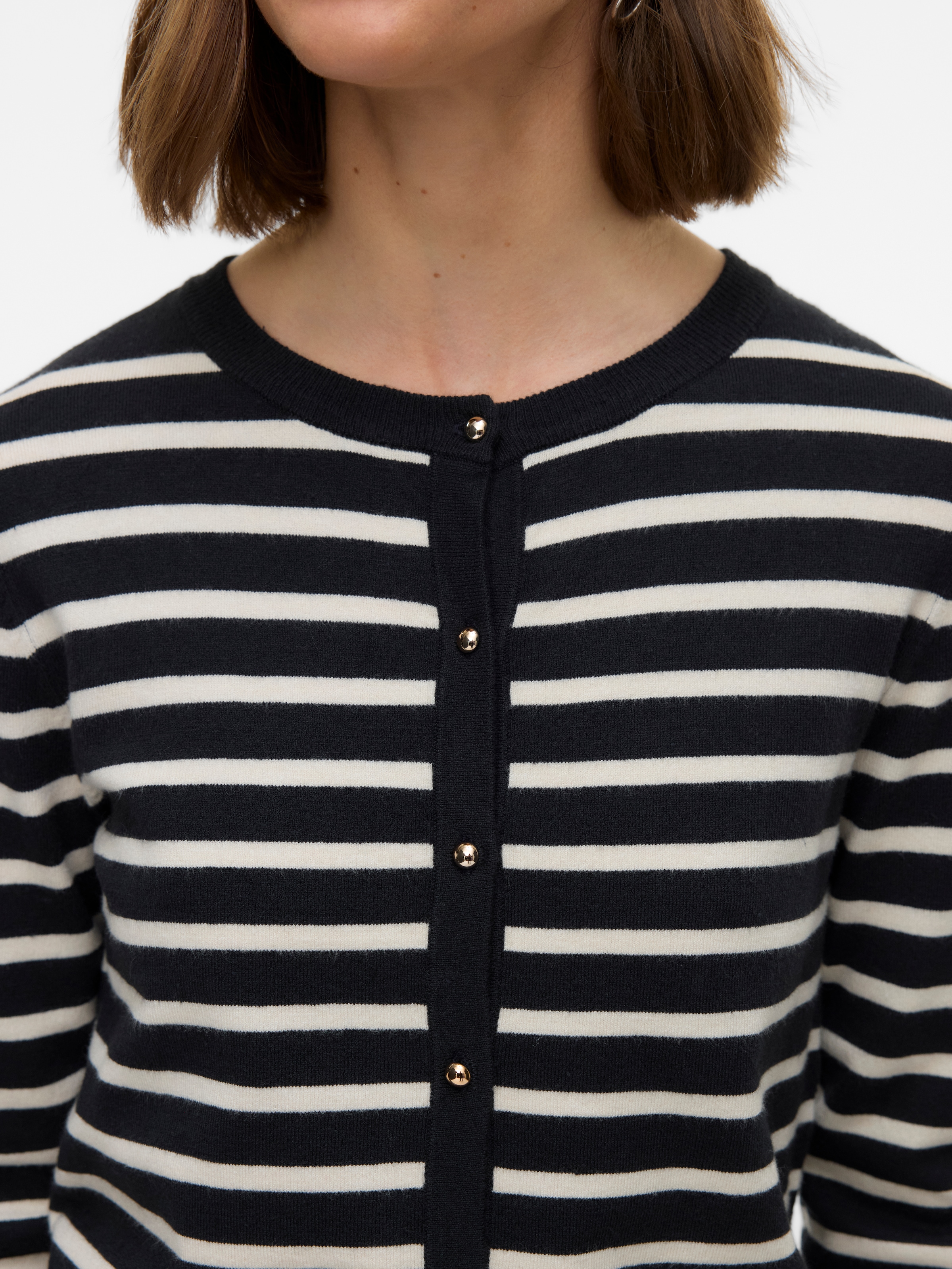 Vero Moda Veste en tricot »VMHAPPY LS O-NECK BUTTON CARDIGAN BOO«