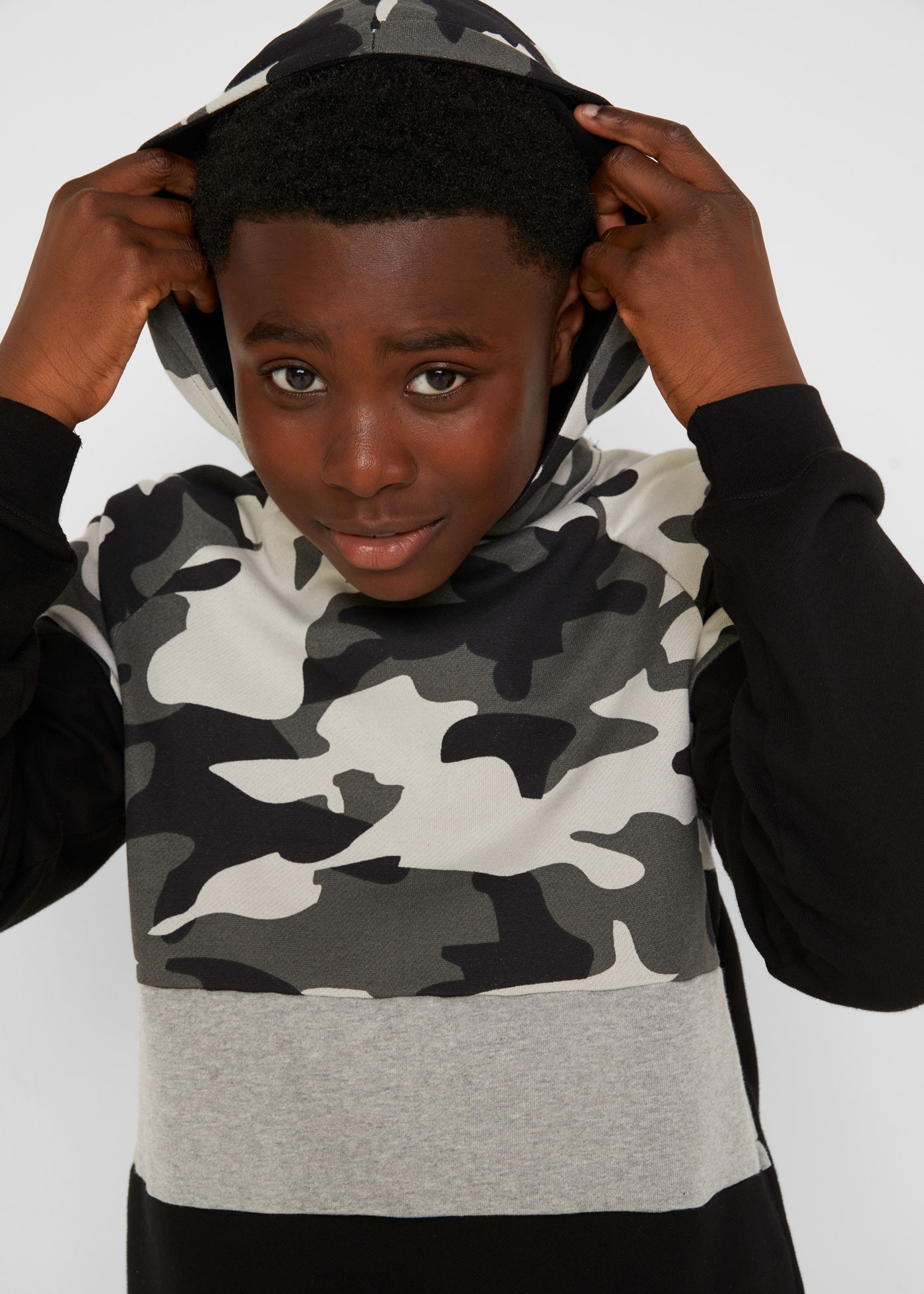 bonprix T-shirt à manches longues & pantalon »Sweatshirt & Jogginghose« Set, 2,  Hoodie