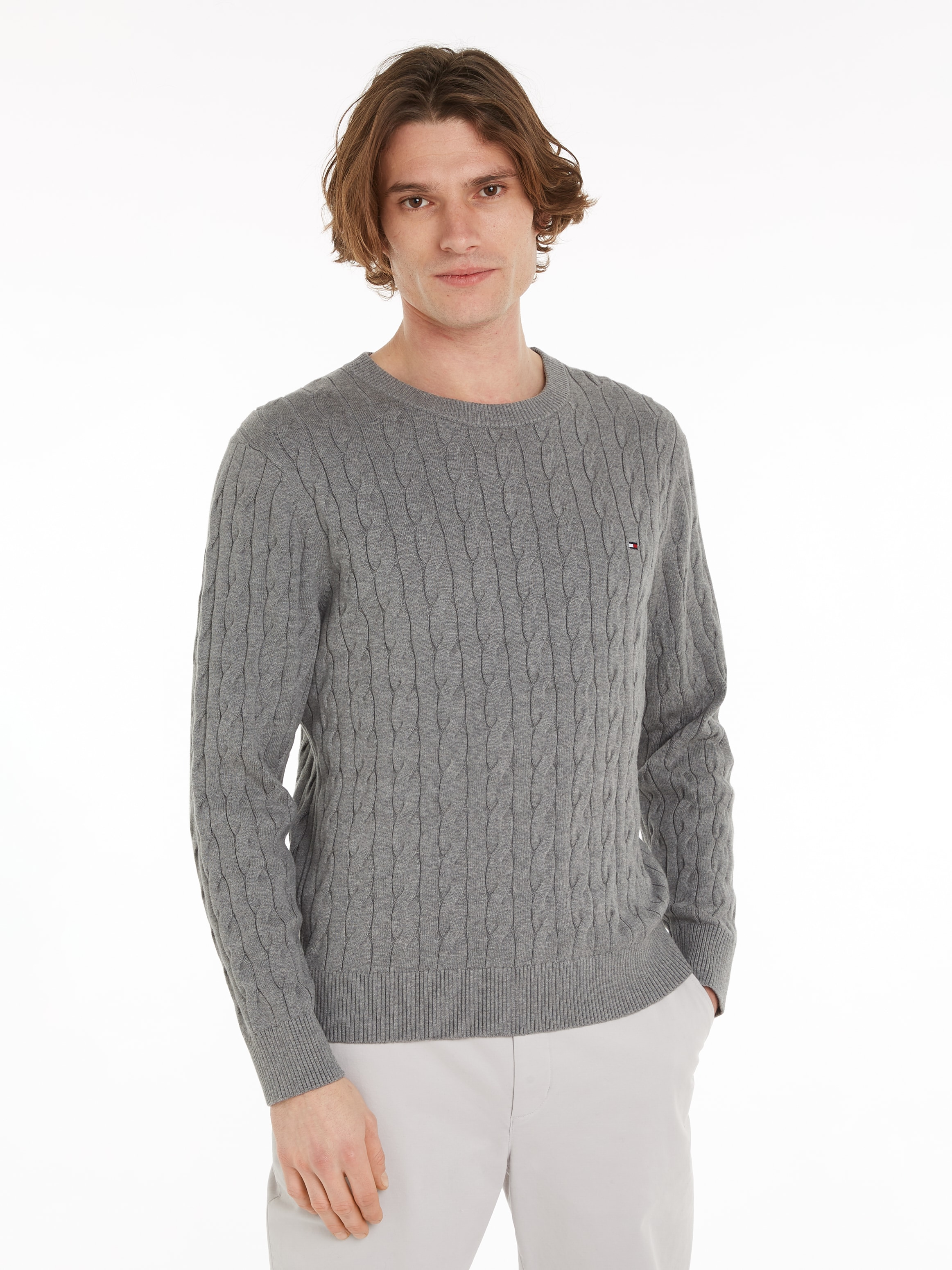 Tommy Hilfiger Pull en tricot »CLASSIC CABLE CREW NECK mit Strukturstrick und Flaglabel« unifarben, casual, regular fit, Baumwolle, Rundhals