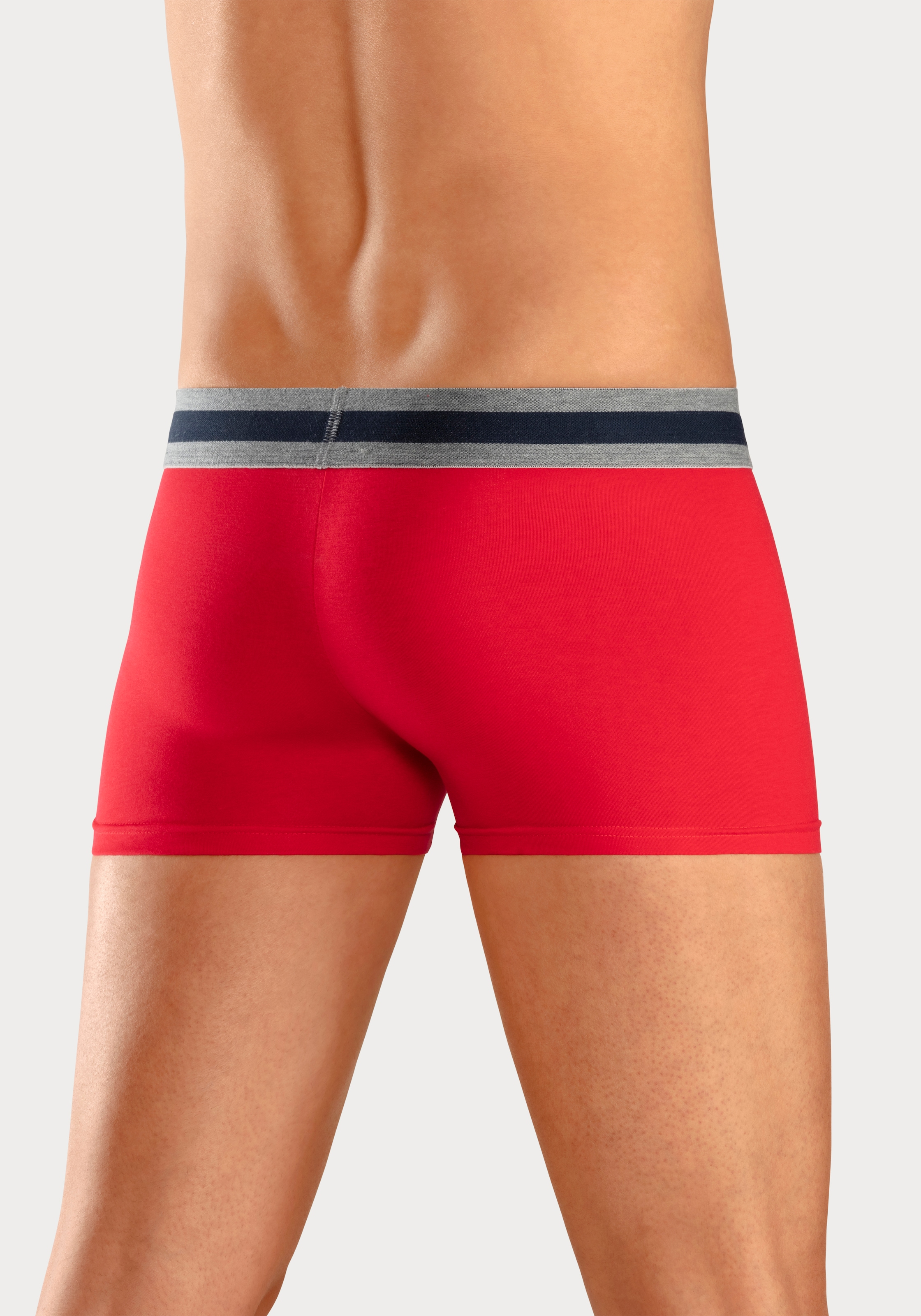 Bench. Boxer »Boxershorts für Herren« Packung, 4 cuis Unterhosen mit Overlock-Nähten vorn