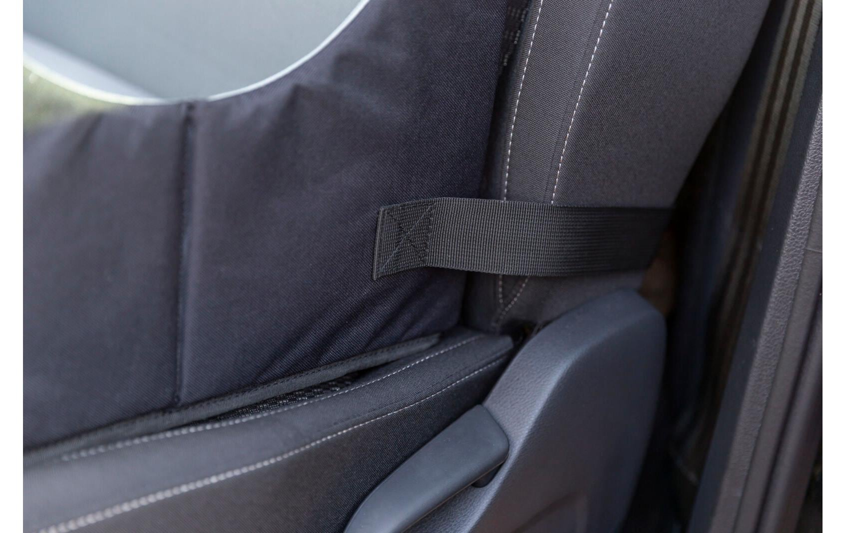 TRIXIE Siège-auto pour chien »Doppelt, 80 × 28 × 39 cm, Schwarz/Grau« Polyester