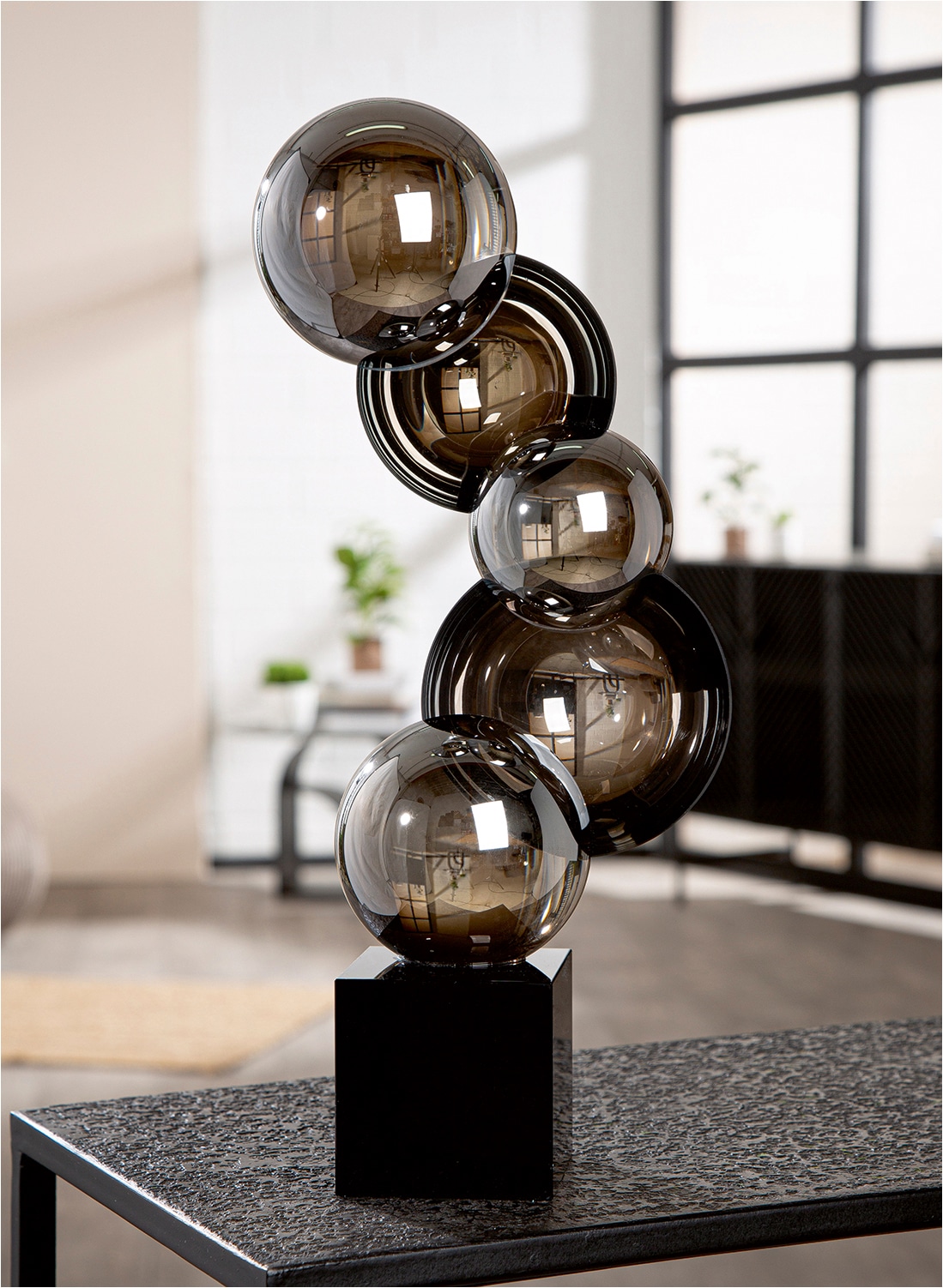 GILDE Skulptur »Skulptur Rondo schwarz; weiss« Dekoskulptur modern abstrakt Wohnaccessoire Tischdekoration