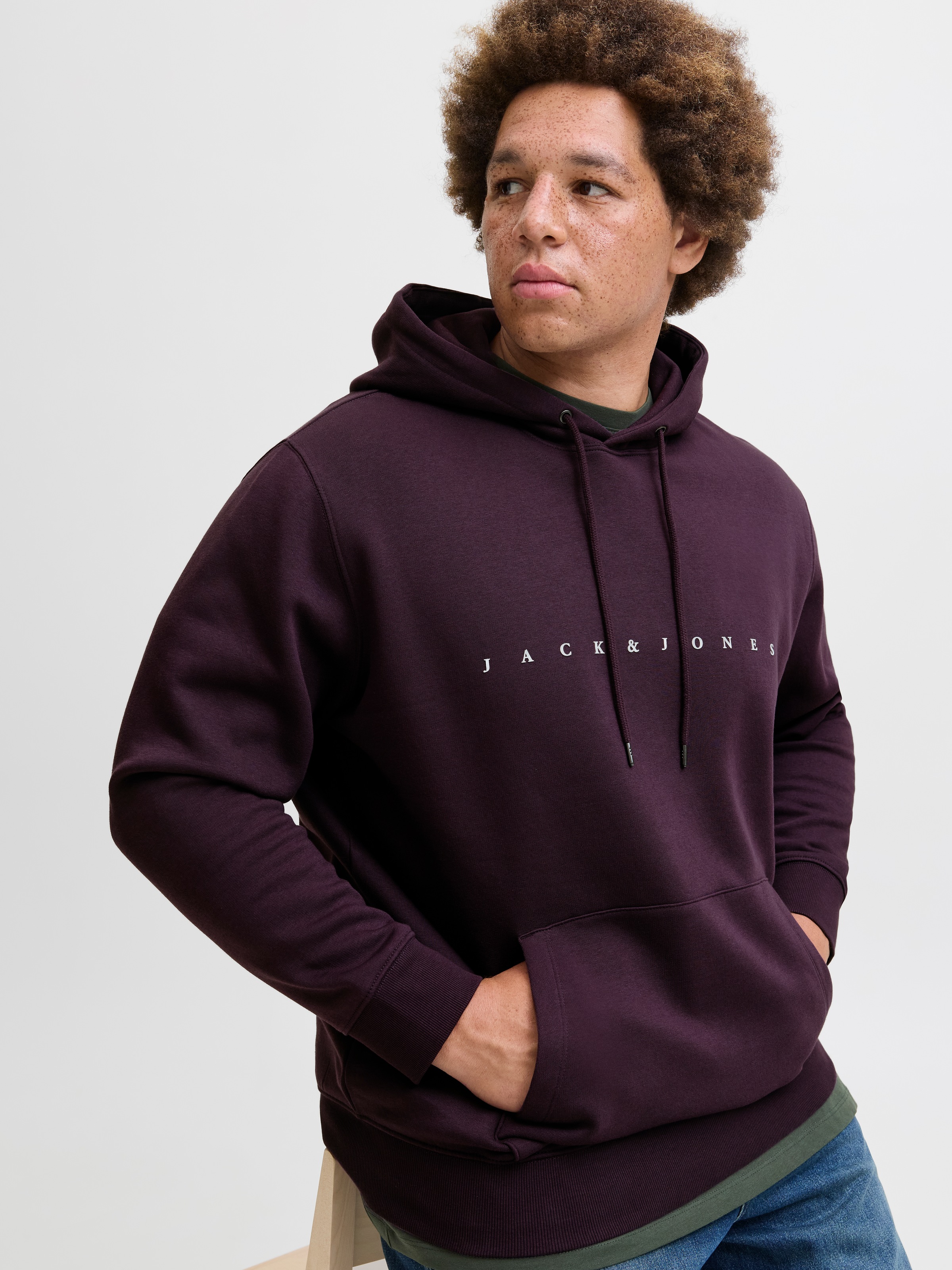Jack & Jones PlusSize Kapuzensweatshirt »JJESTAR JJ SWEAT HOOD NOOS PLS« mit Kängurutasche