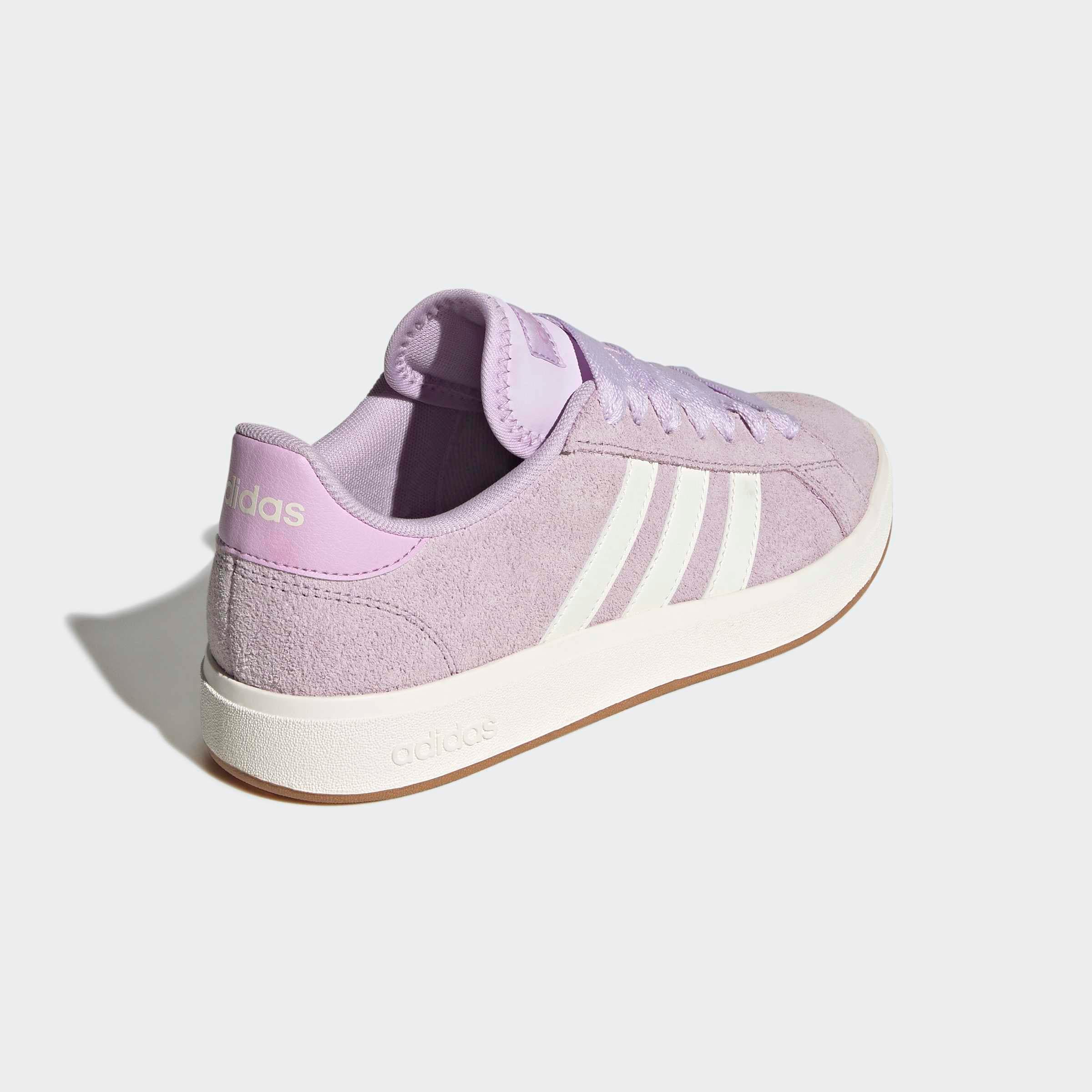 adidas Sportswear Sneaker »GRAND COURT BASE 00S«  Design auf den Spuren des adidas Campus 00