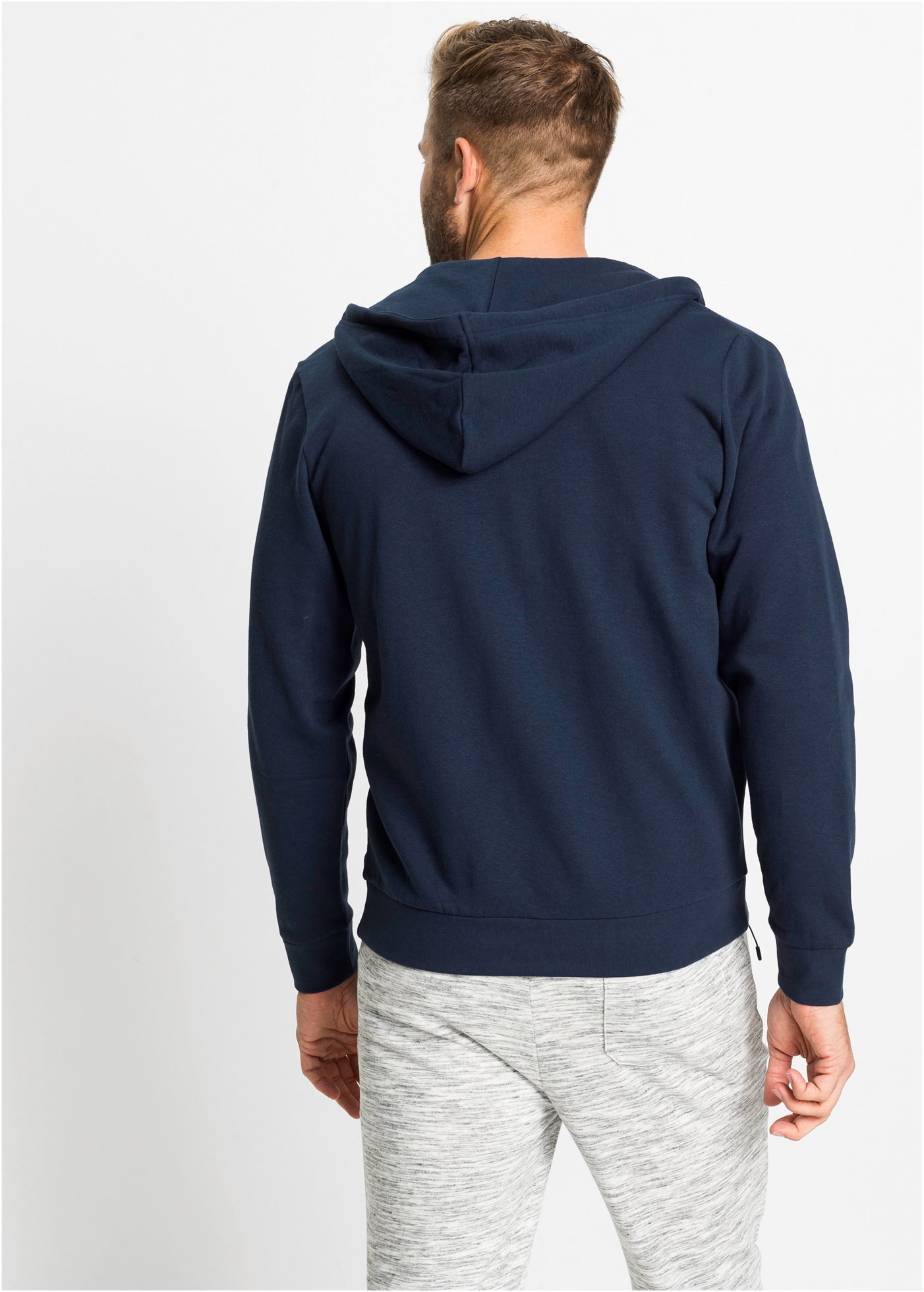 bonprix Sweat à capuche »Kapuzen-Sweatjacke mit Reissverschluss« Kapuzen-Sweatjacke mit Reissverschluss