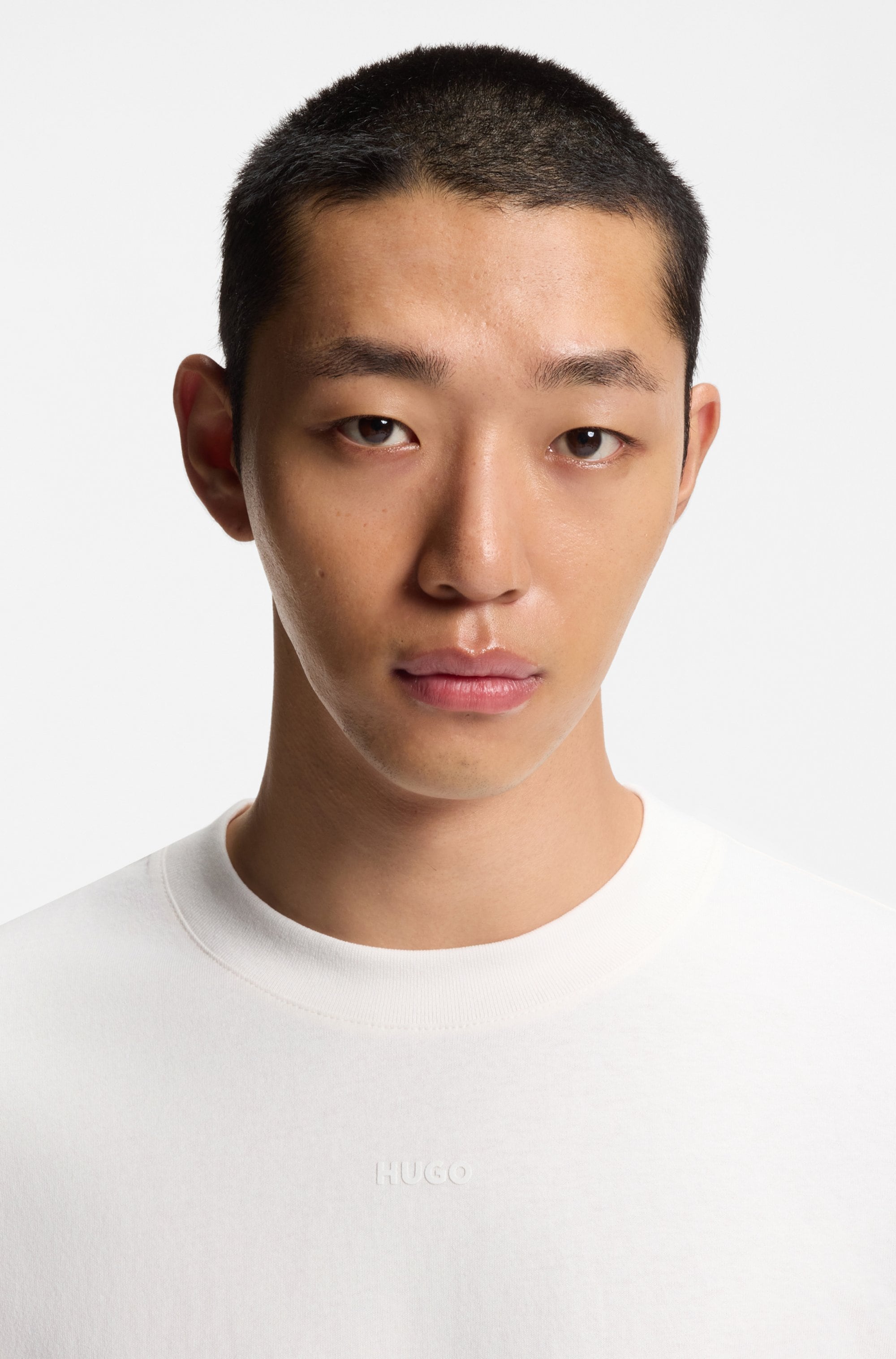 HUGO T-Shirt Rundhalsausschnitt, Relaxed Fit, Logo-Print