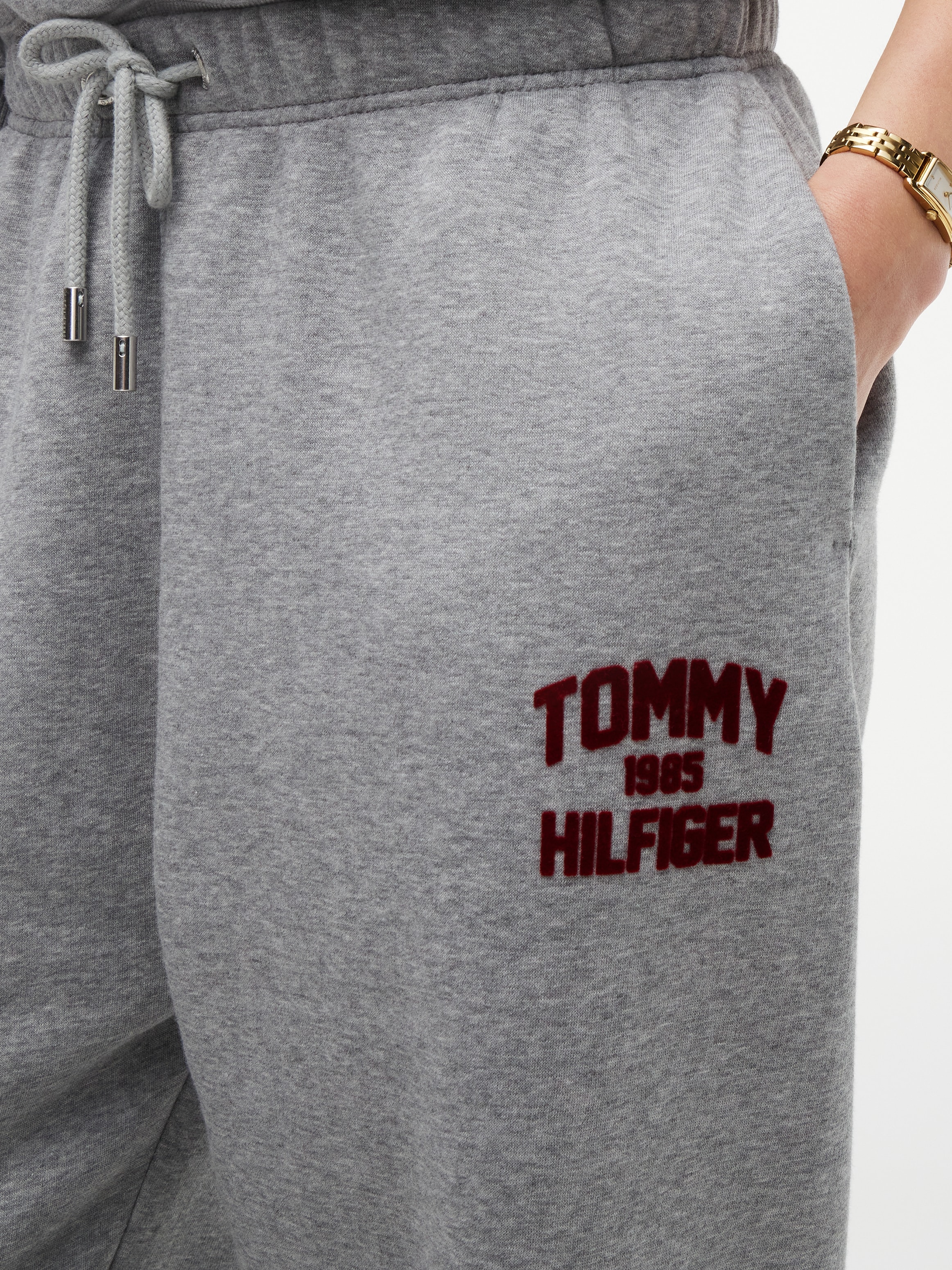 Tommy Hilfiger Sweathose »VARSITY FLOCK CUFF MR SWTPANTS«  Baumwollmischung