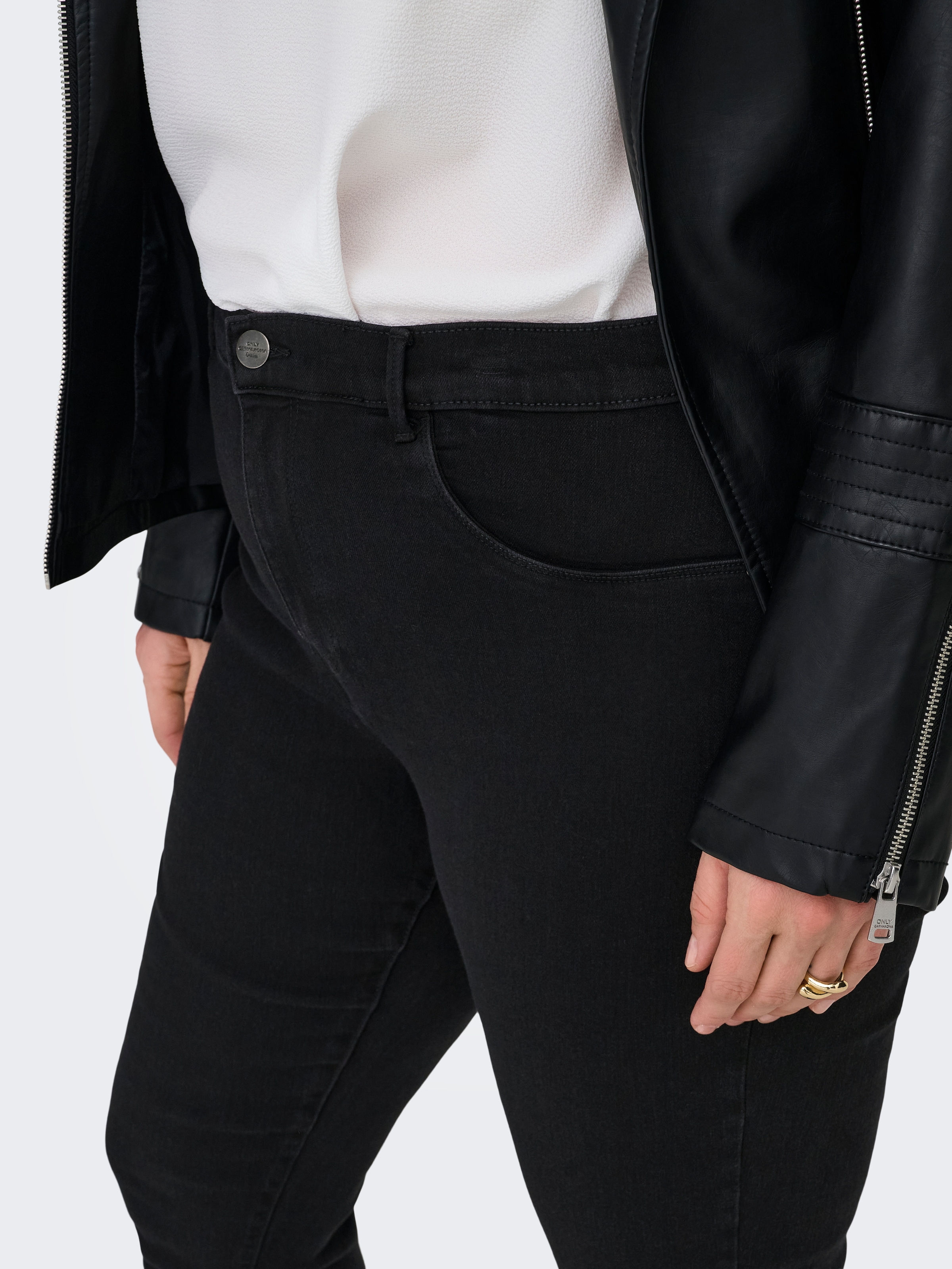 ONLY CARMAKOMA Jeans skinny »CARSTORM  LIFE PUSH UP HW SK JEANS  NOOS«