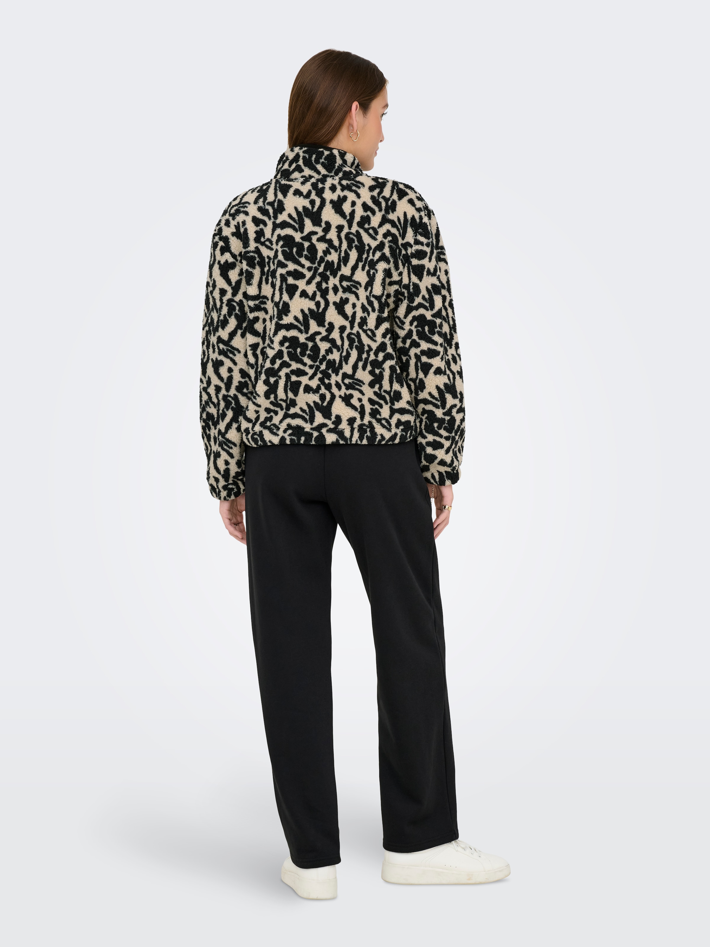 ONLY Sweat-shirt »ONLNEW DALLAS L/S HIGHNECK ZIP SWT NOOS«, fibre synthétique, coupe régulière
