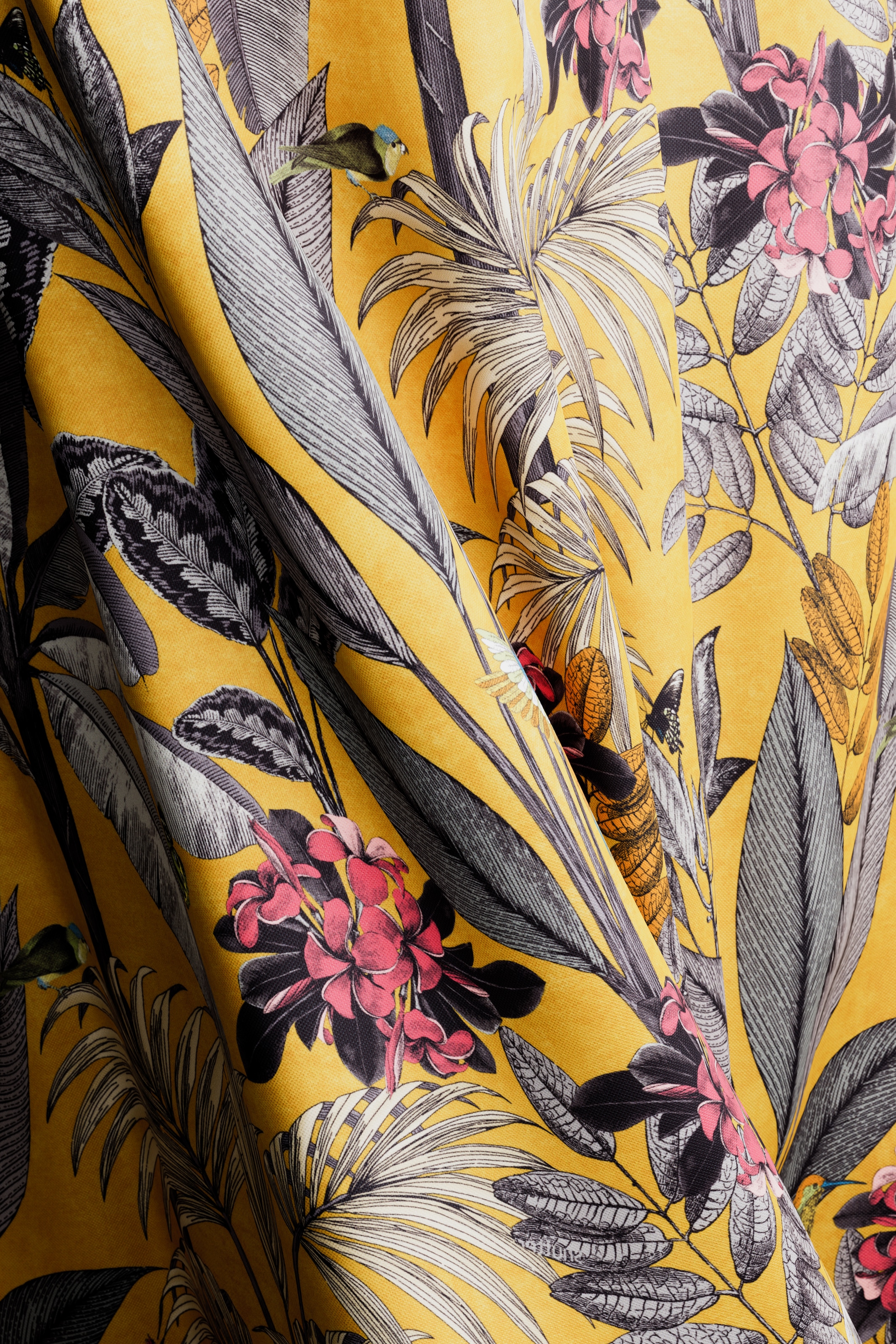 HOMING Vorhang »Kelani« verdeckte Schlaufen 1 Stk. tlg. blickdicht, floral, Blumen, Wohnzimmer, Schlafzimmer