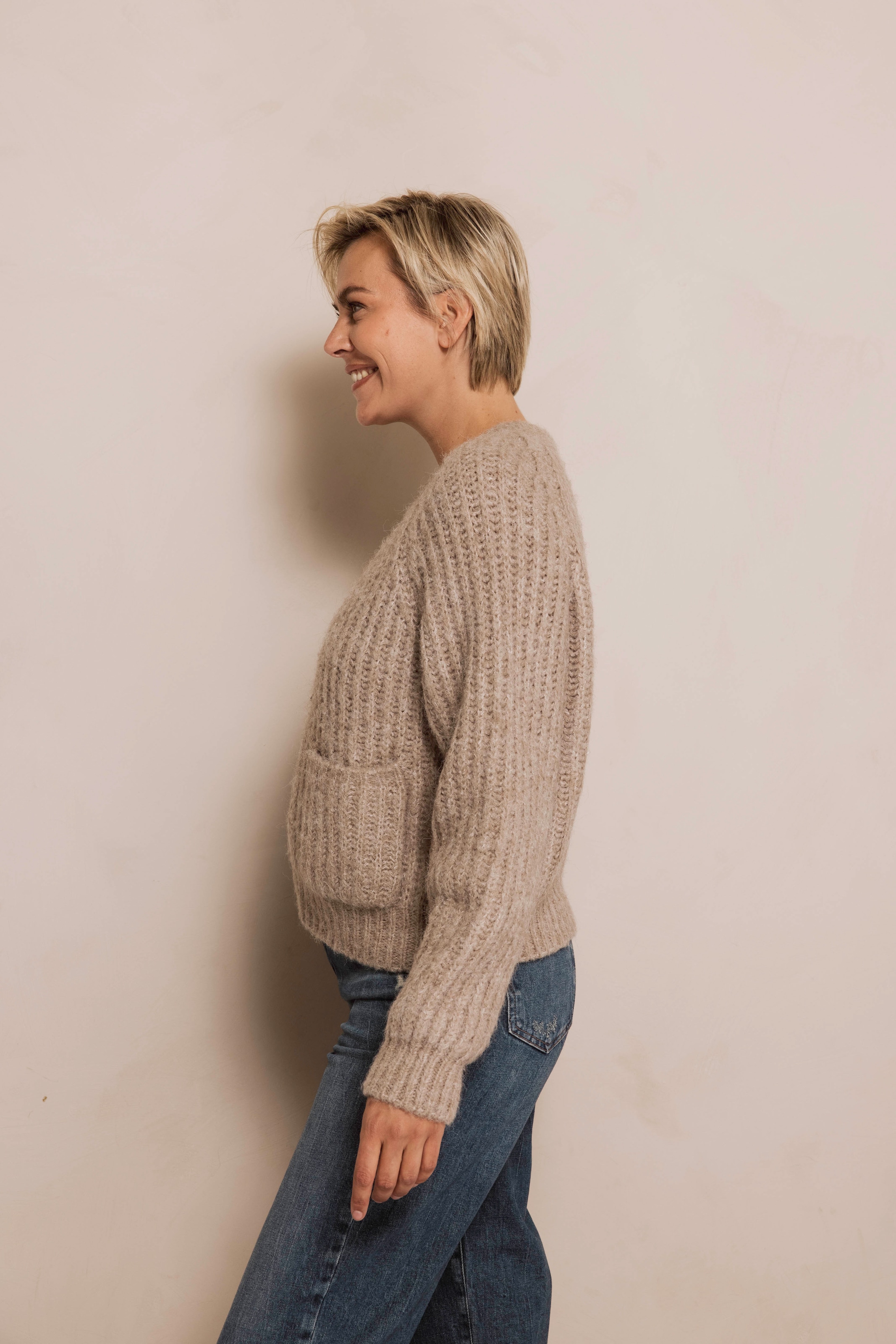 Zhrill Strickjacke »ZHCORINNA« mit Rippenstruktur, Reissverschluss vorn