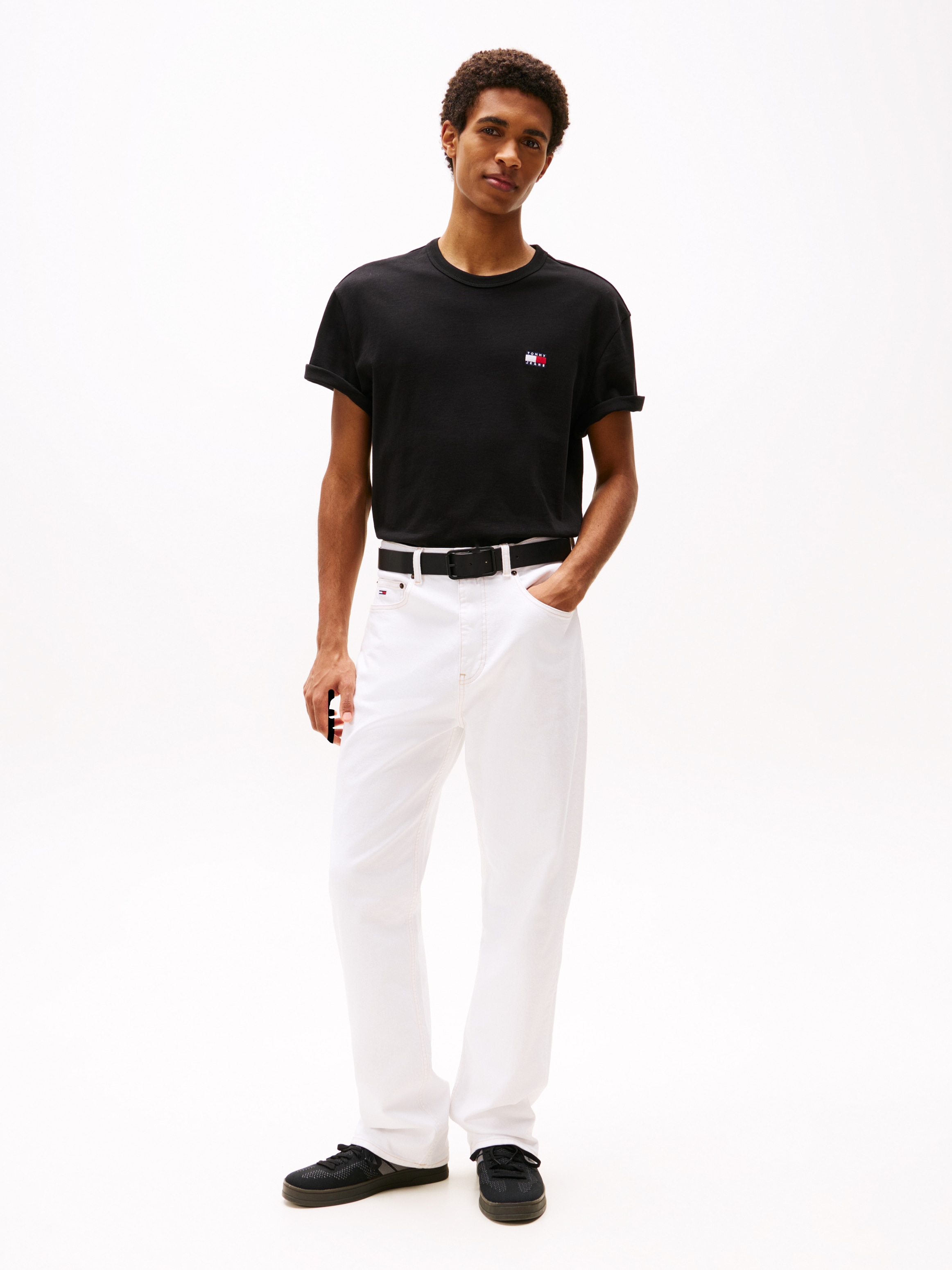 Tommy Jeans T-shirt »TJM REG BADGE TEE EXT« mit Logostickerei