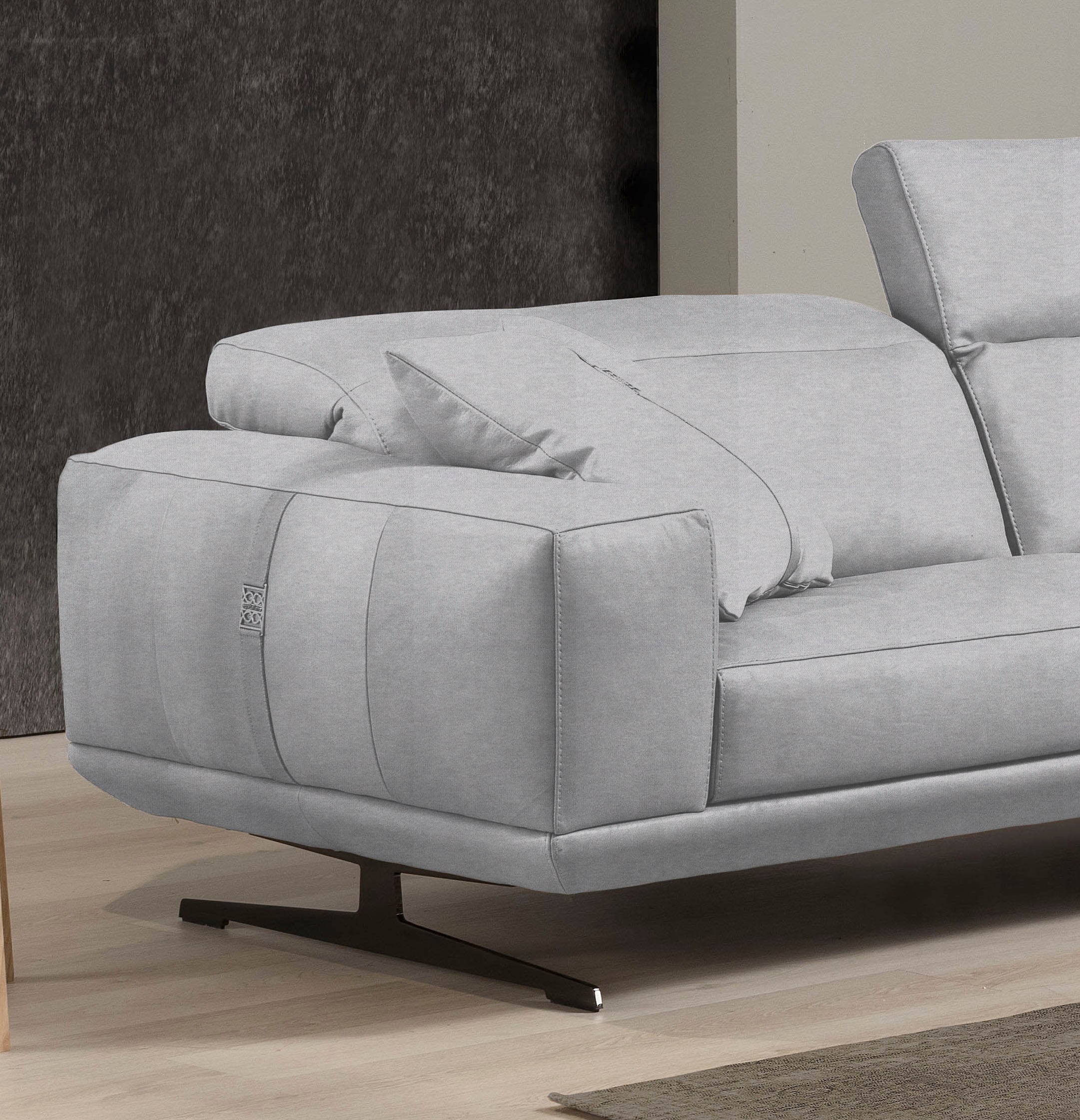 Egoitaliano 2,5-Sitzer »Gloria, super bequem und hochwertige Verarbeitung, edles Design« beidseitig verstellbare Rückenelemente, mit Metallfüssen