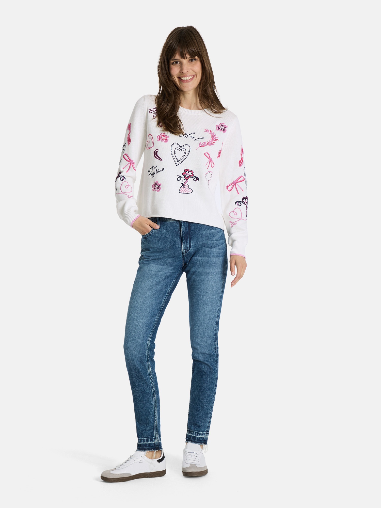 Lieblingsstück Strickpullover »DoritaL« mit verspielten Stickereien