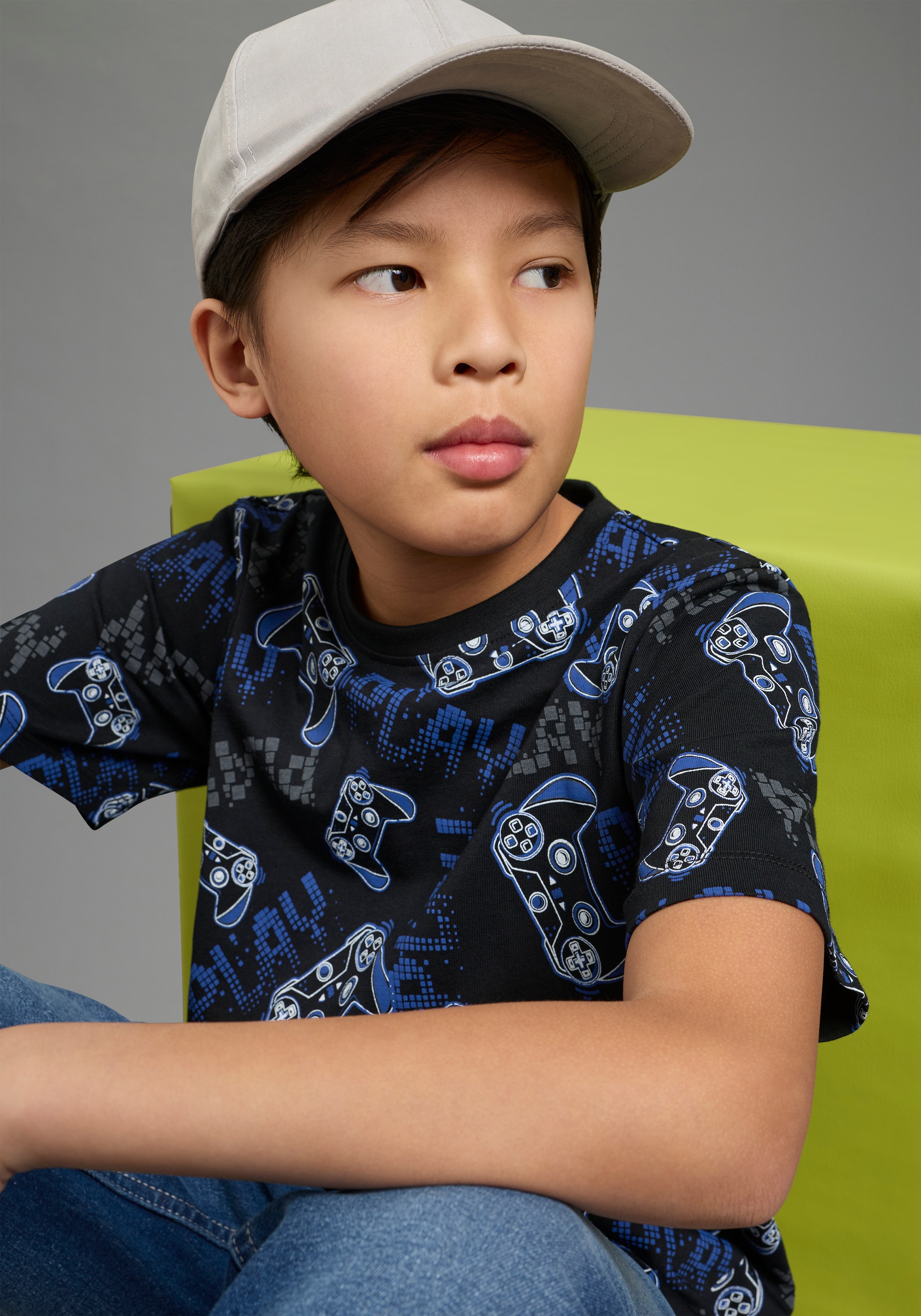 KIDSWORLD T-shirt »2er Pack Shirts mit Gamer/Controller Print« Paquet, 2, 2 pièces coupe basique, col rond, imprimé intégral, en coton