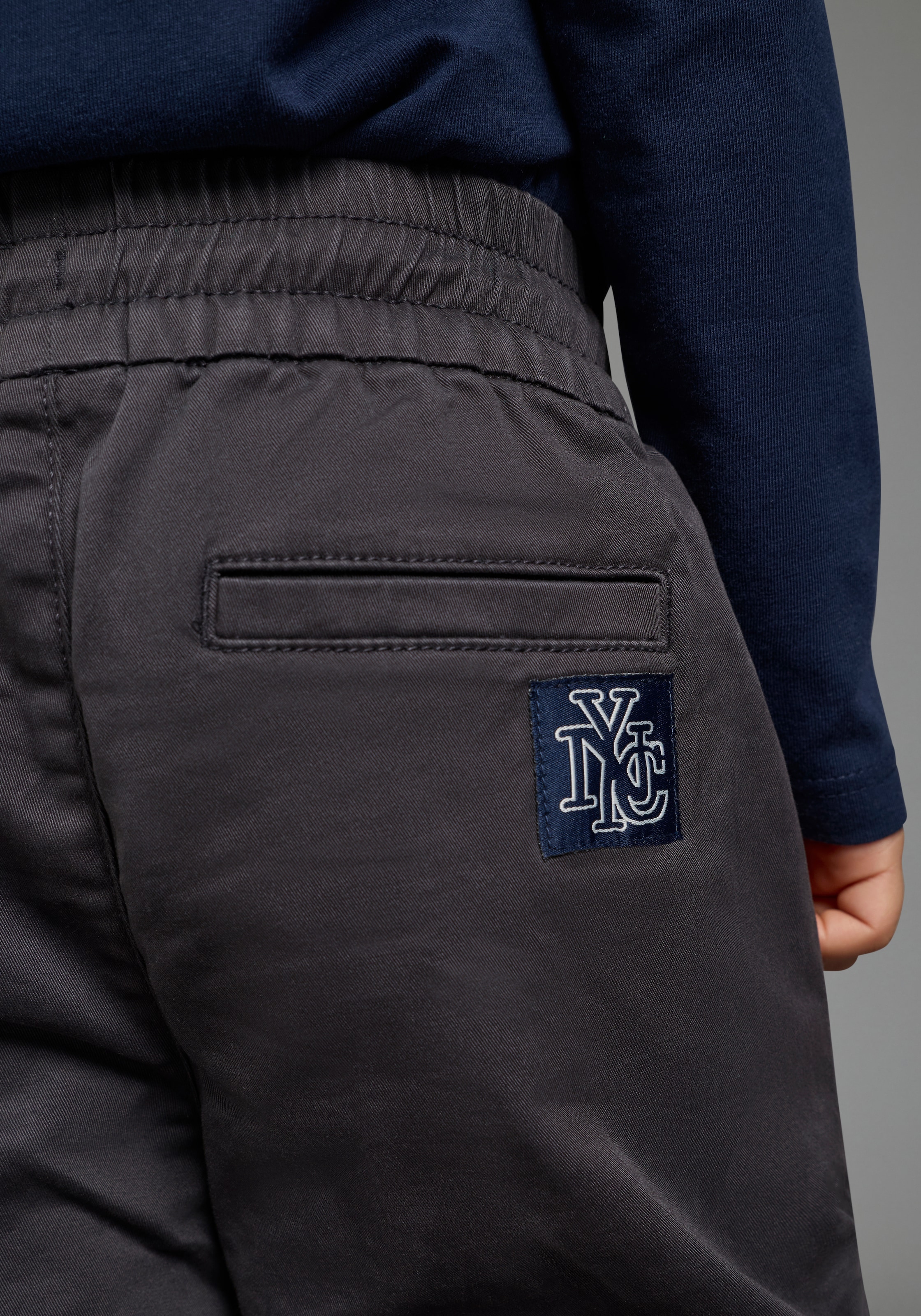 KIDSWORLD Pantalon à enfiler »Twillhose in Schlupfform«  coupe droite, avec élastique intérieur à la taille