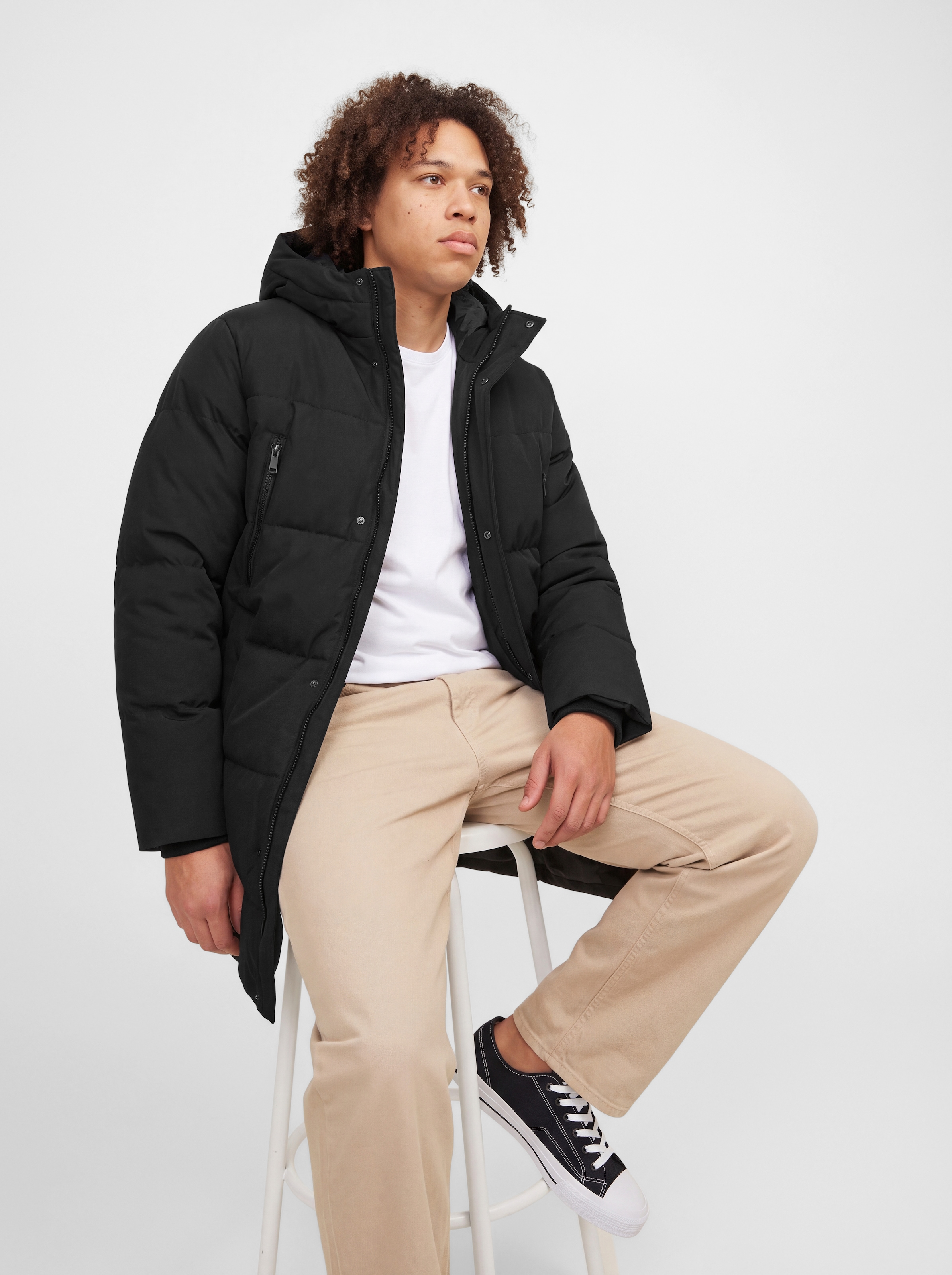 Jack & Jones PlusSize Veste matelassée »JJEBECKS LONG PUFFER SN PLS« avec capuche fibre synthétique, coupe longue