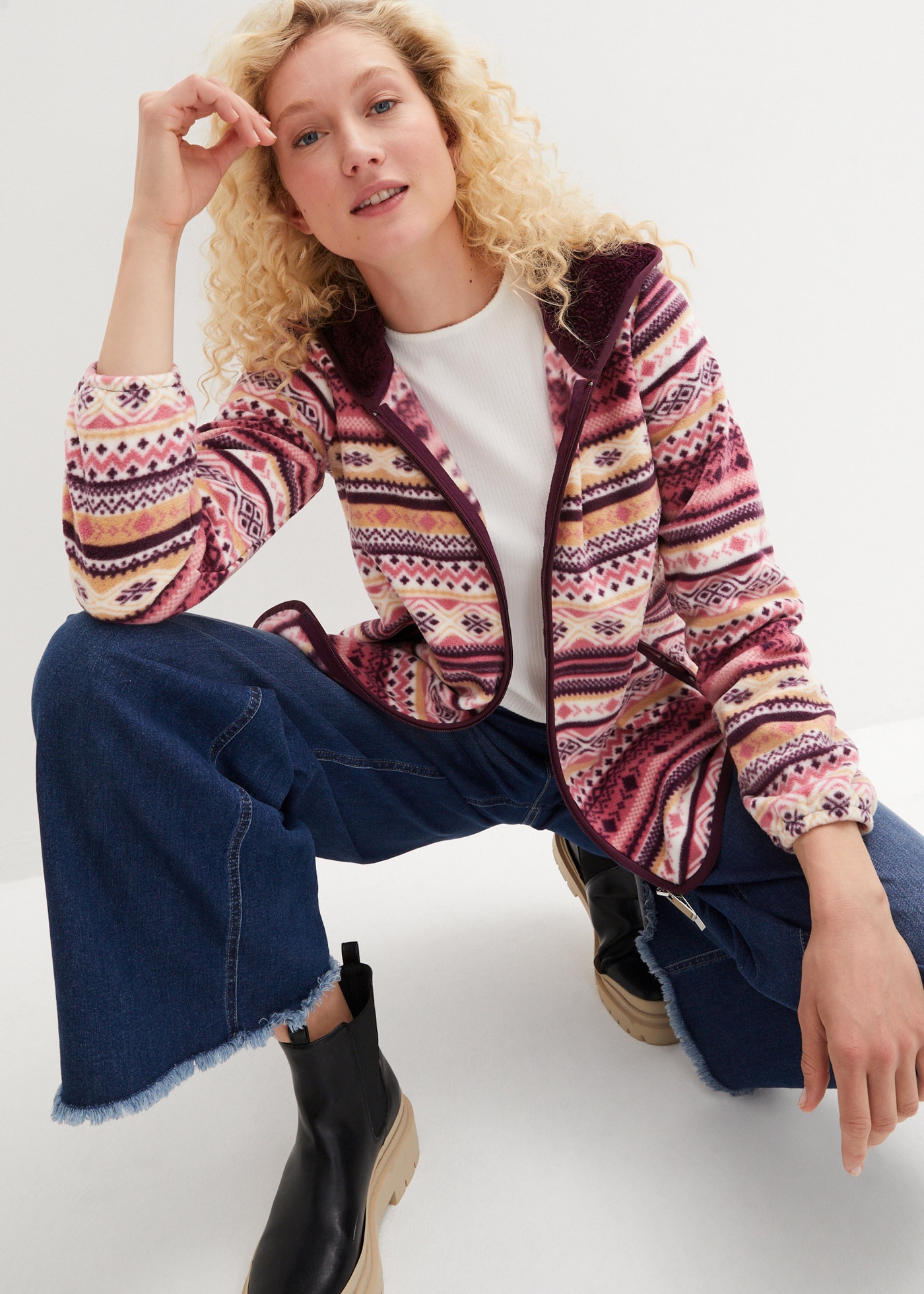 bonprix Fleecejacke »Kapuzen-Fleecejacke mit Norweger-Muster« mit Kapuze mit Norweger-Muster, mit Kapuze, kuscheliges Material