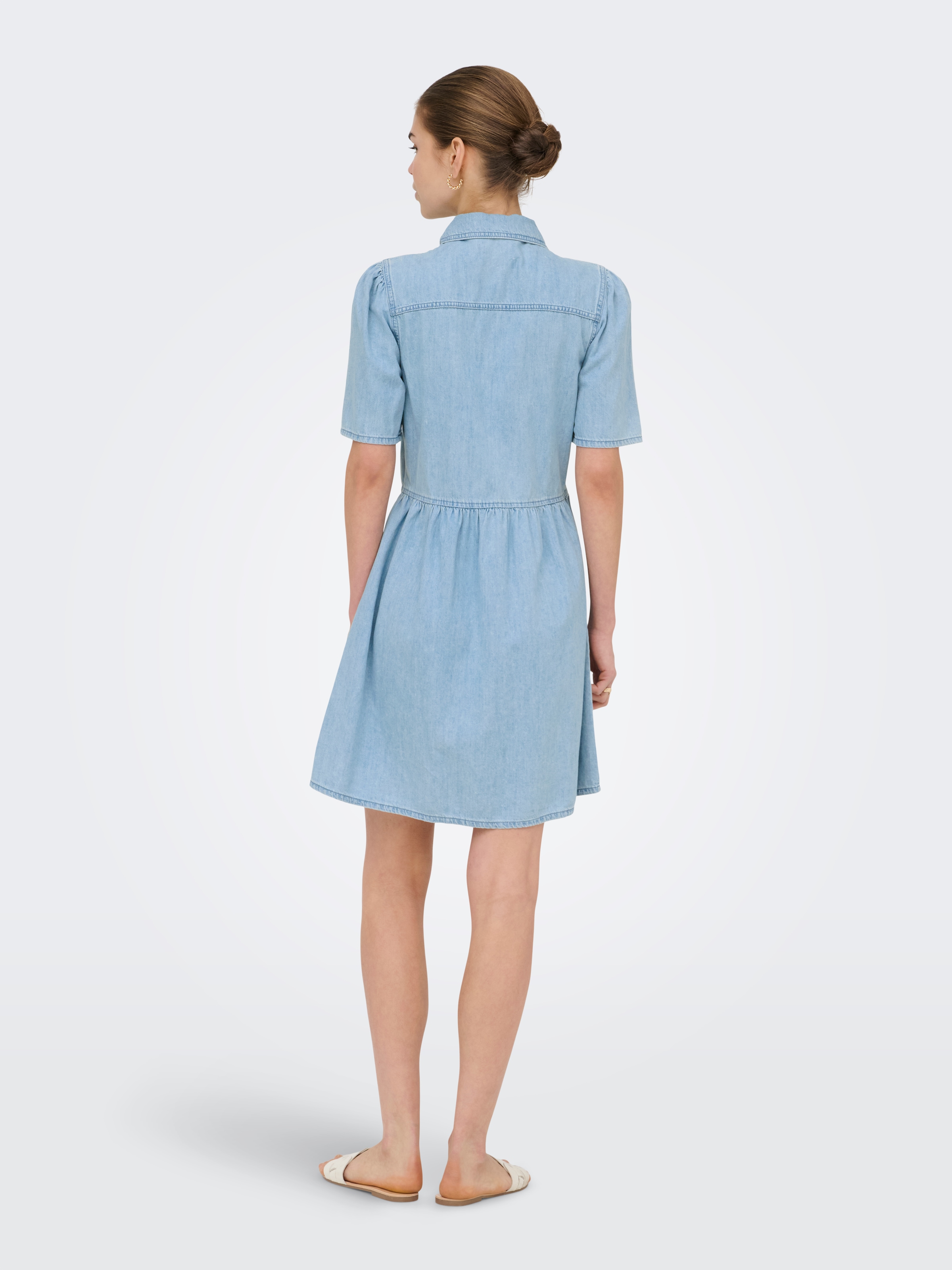 ONLY Robe en jean »ONLEVELINE SS DNM DRESS AKM« Poches poitrine Coton