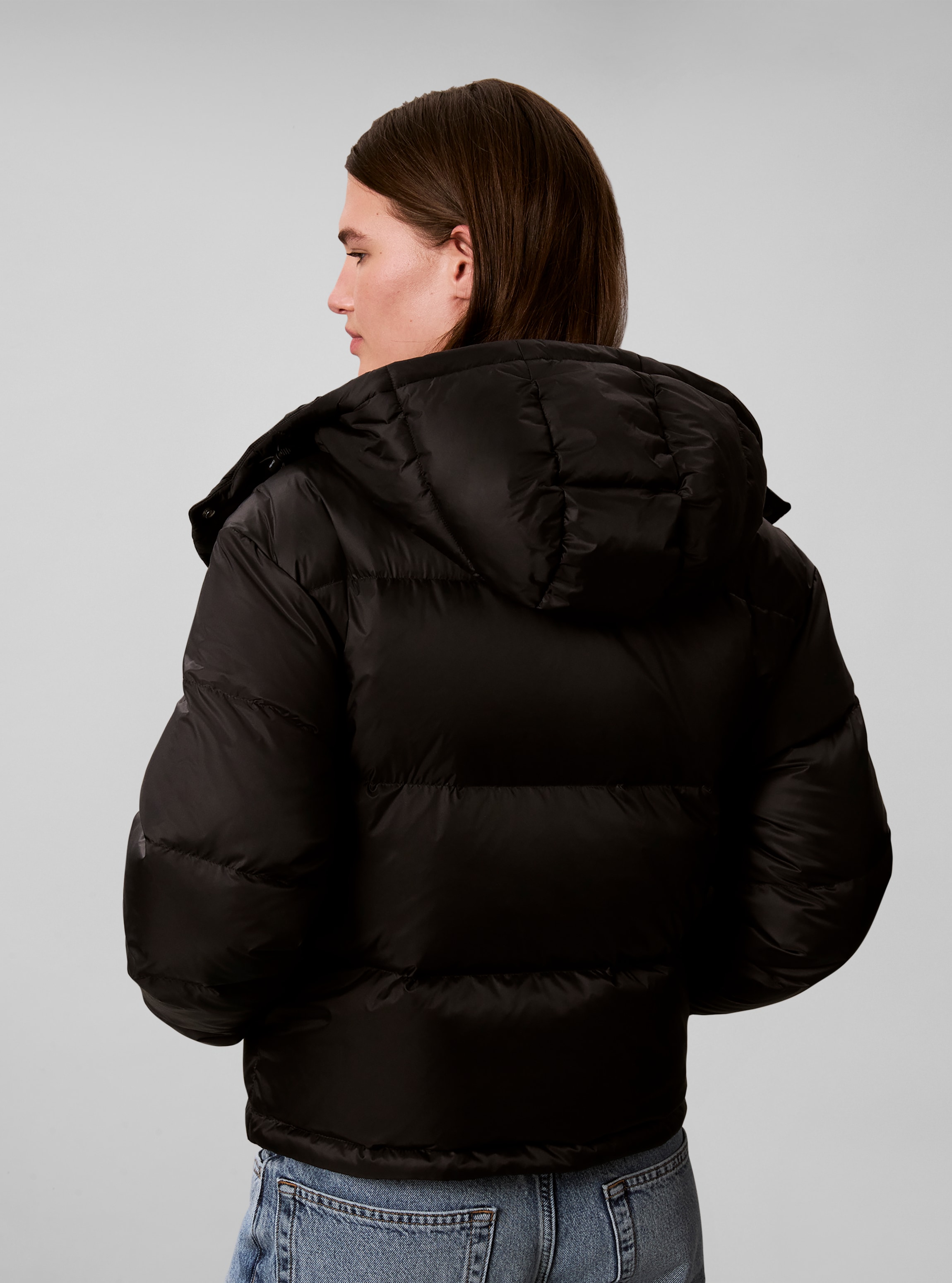 Calvin Klein Jeans Veste matelassée avec capuche capuche amovible, coupe régulière, forme courte, rembourré