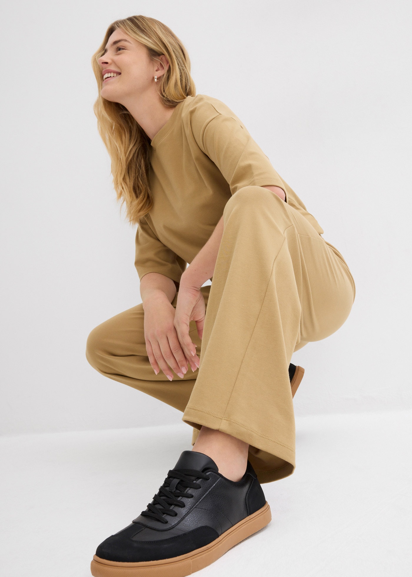 bonprix Pantalon en jersey  aus Baumwolle, lockere Passform, weites Bein, Casual Stil