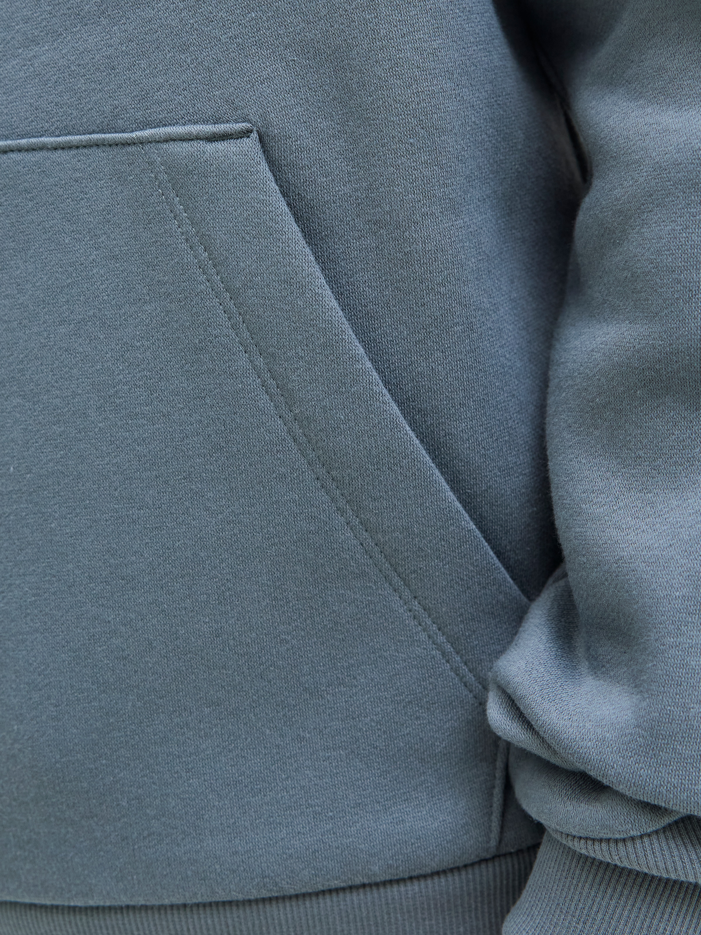 Jack & Jones Junior Kapuzensweatshirt »JJECORP mit Druck, Kängurutasche, pflegeleicht«, bedruckt, modisch, regular fit, Rundhals
