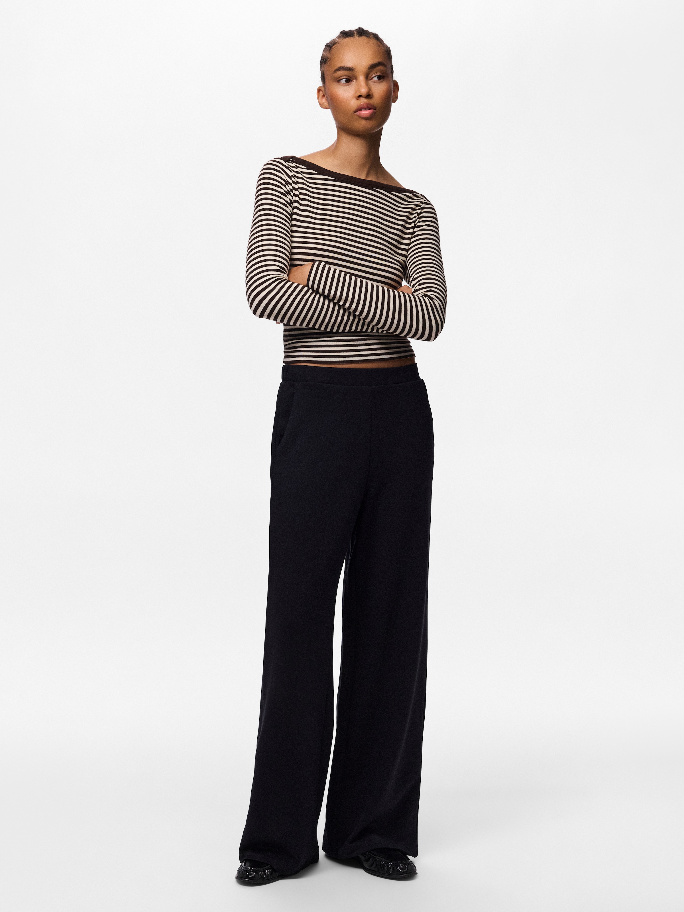 pieces Pantalon sweat »PCMICHELLE SCUBA HW PANTS SWT NOOS BC«  mélange de matériaux