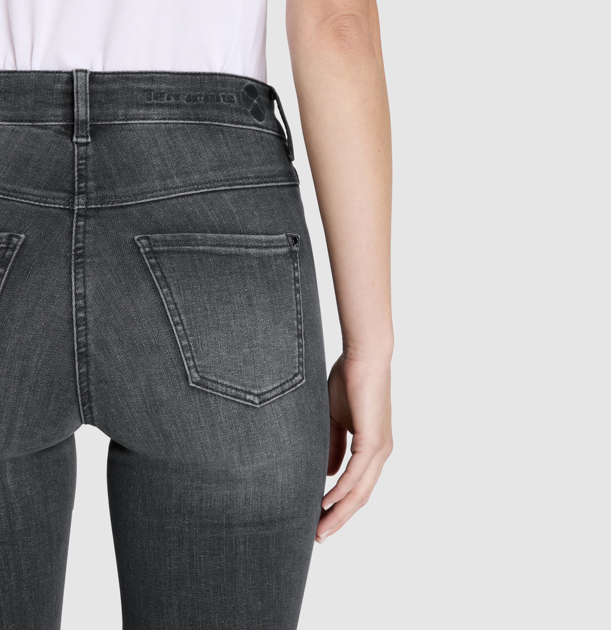 MAC Bootcut-Jeans »Dream-Boot« Gerade geschnitten mit leicht ausgestelltem Bein