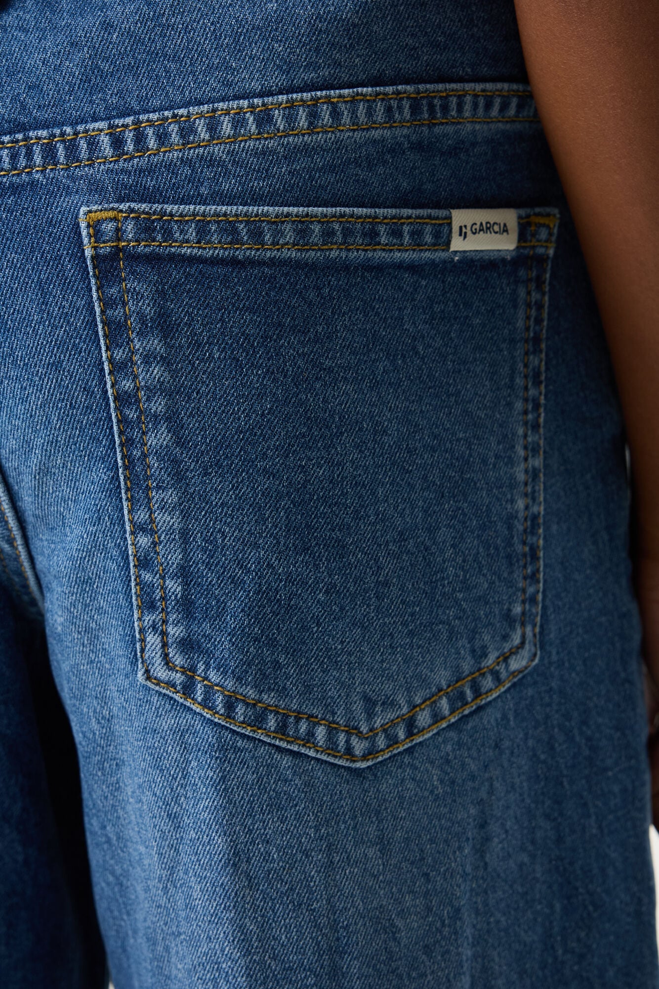 Garcia Jeans large style cinq poches pour FILLES