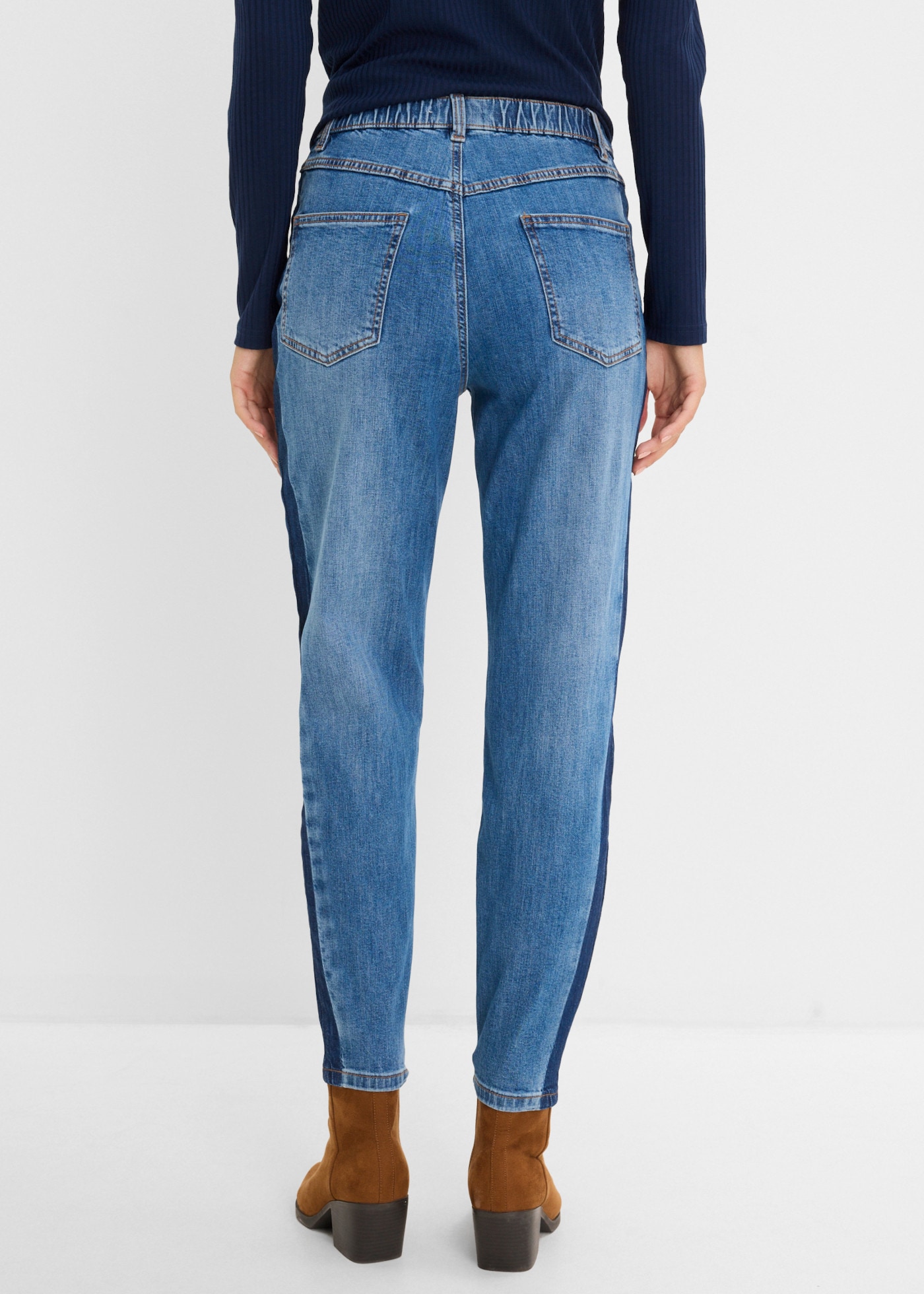 bonprix Jeans mom Taille haute, longueur raccourcie, coupe ample, en coton et élasthanne