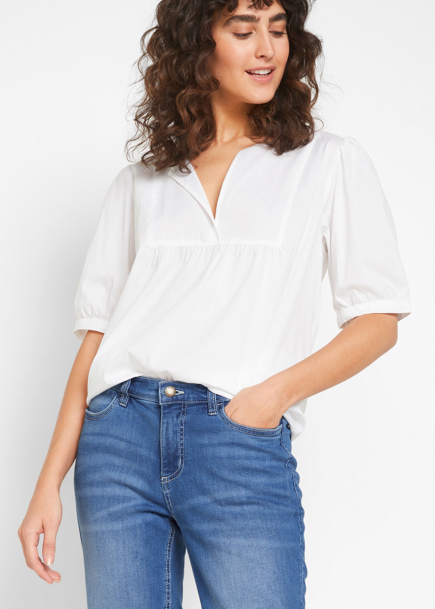 bonprix Jeans droit 2 cuis Slim fit Passform, aus Baumwollmischung, mit Eingrifftaschen