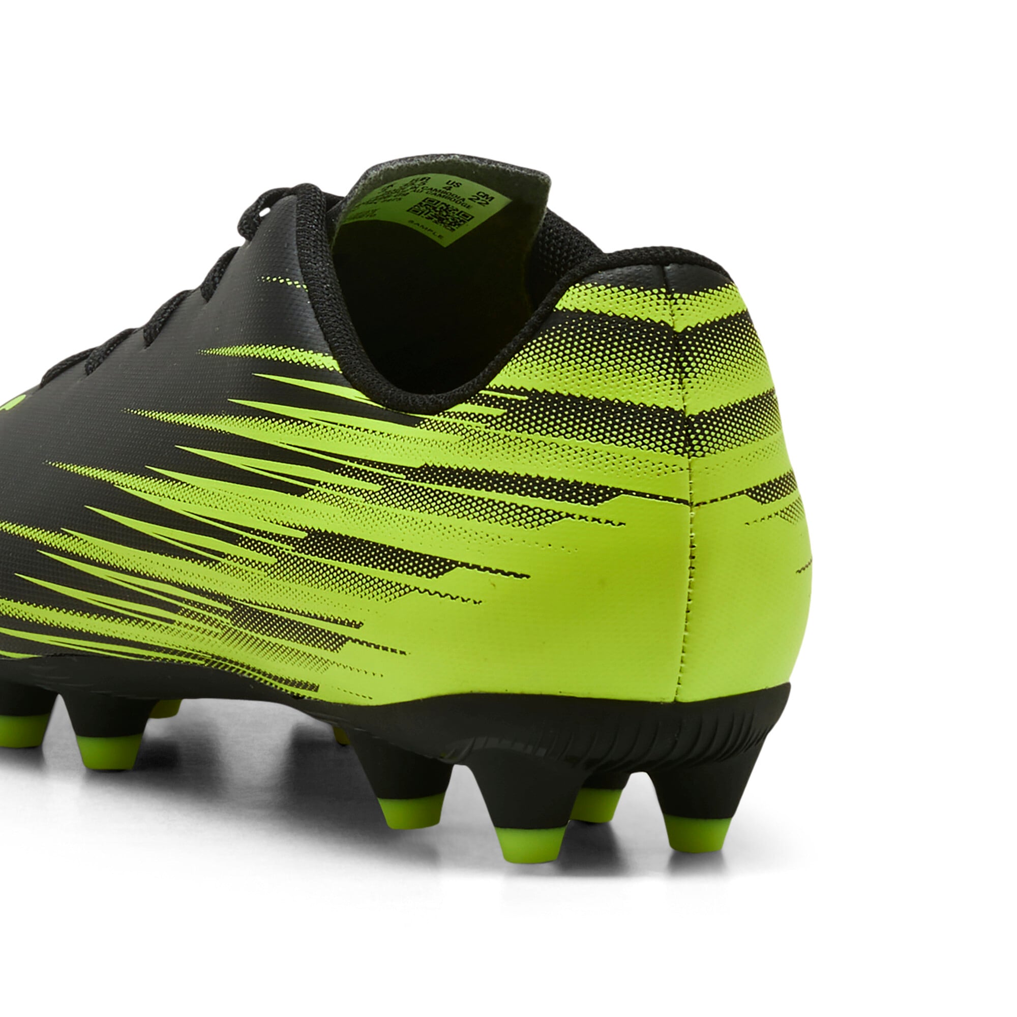 PUMA Chaussure de football »ATTACANTO II FGAG JR«  avec crampons pour terrains en gazon et gazon synthétique, avec lacets