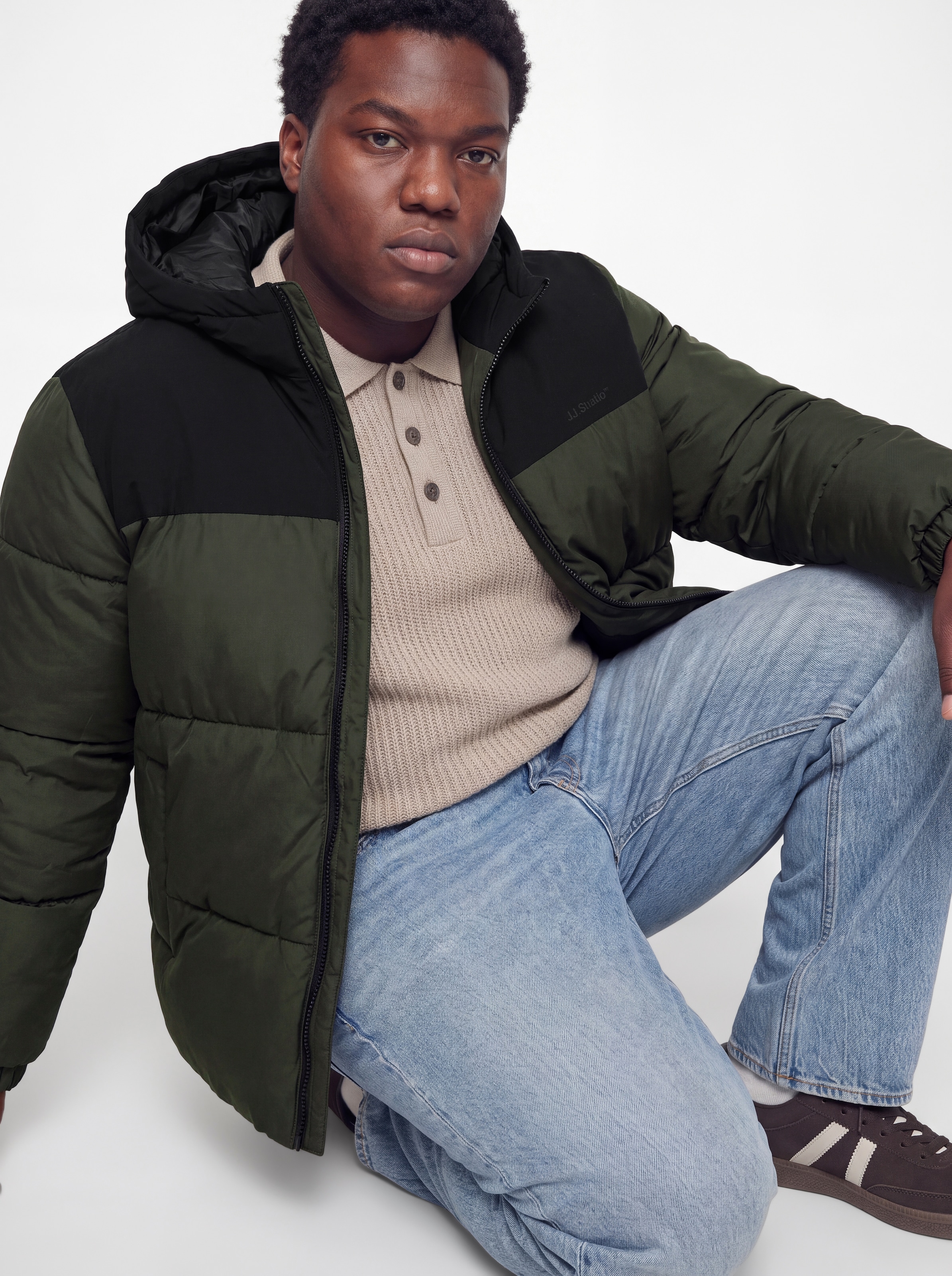 Jack & Jones PlusSize Steppjacke »JJRAZE PUFFER HOOD PLS« mit Kapuze Kunstfaser, regular fit