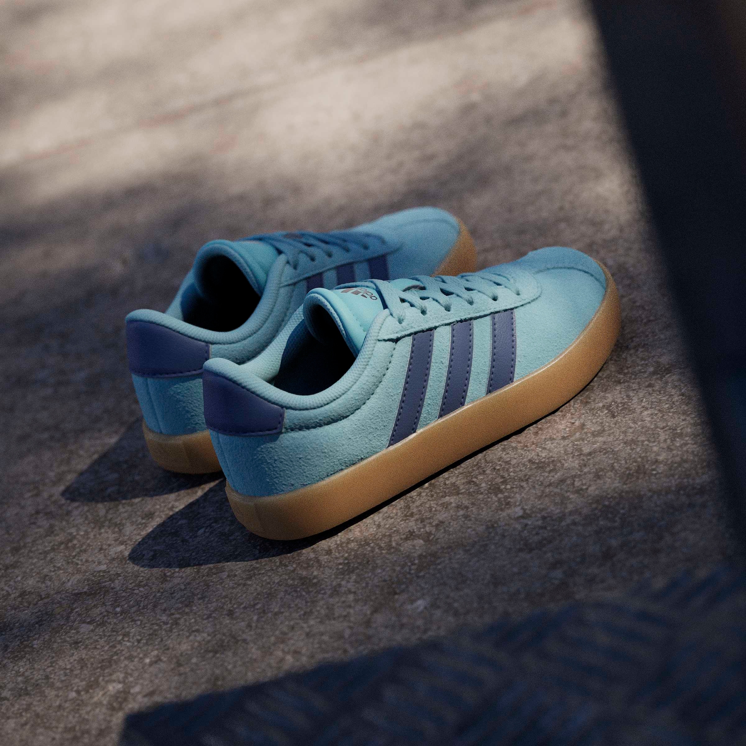 adidas Sportswear Sneakers »VL COURT 3.0«  inspiriert vom Design des adidas samba, für Kinder & Jugendliche
