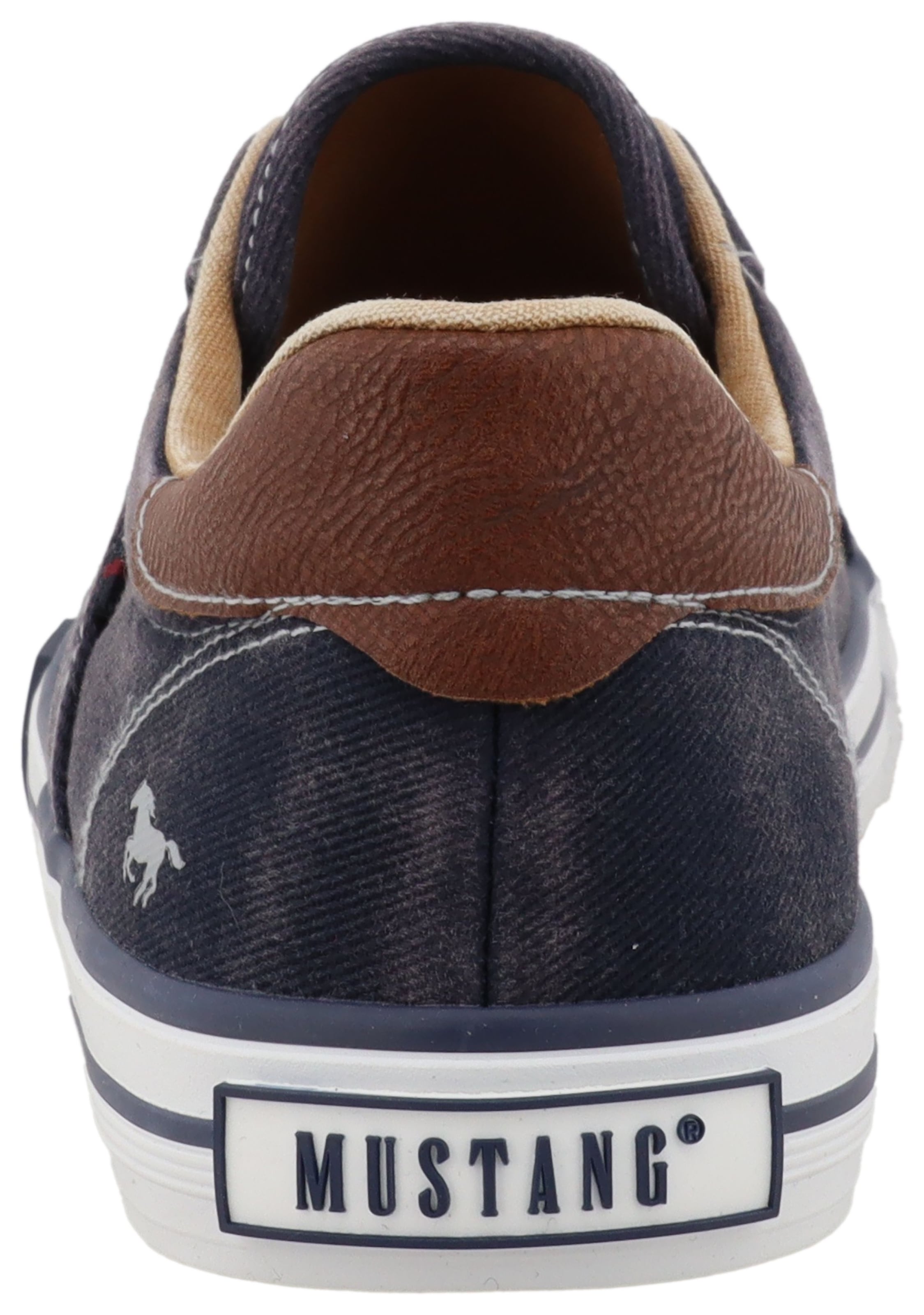 Mustang Shoes Baskets slip-on »Calogero«  Mocassin, chaussure décontractée, chaussure basse avec coutures contrastées