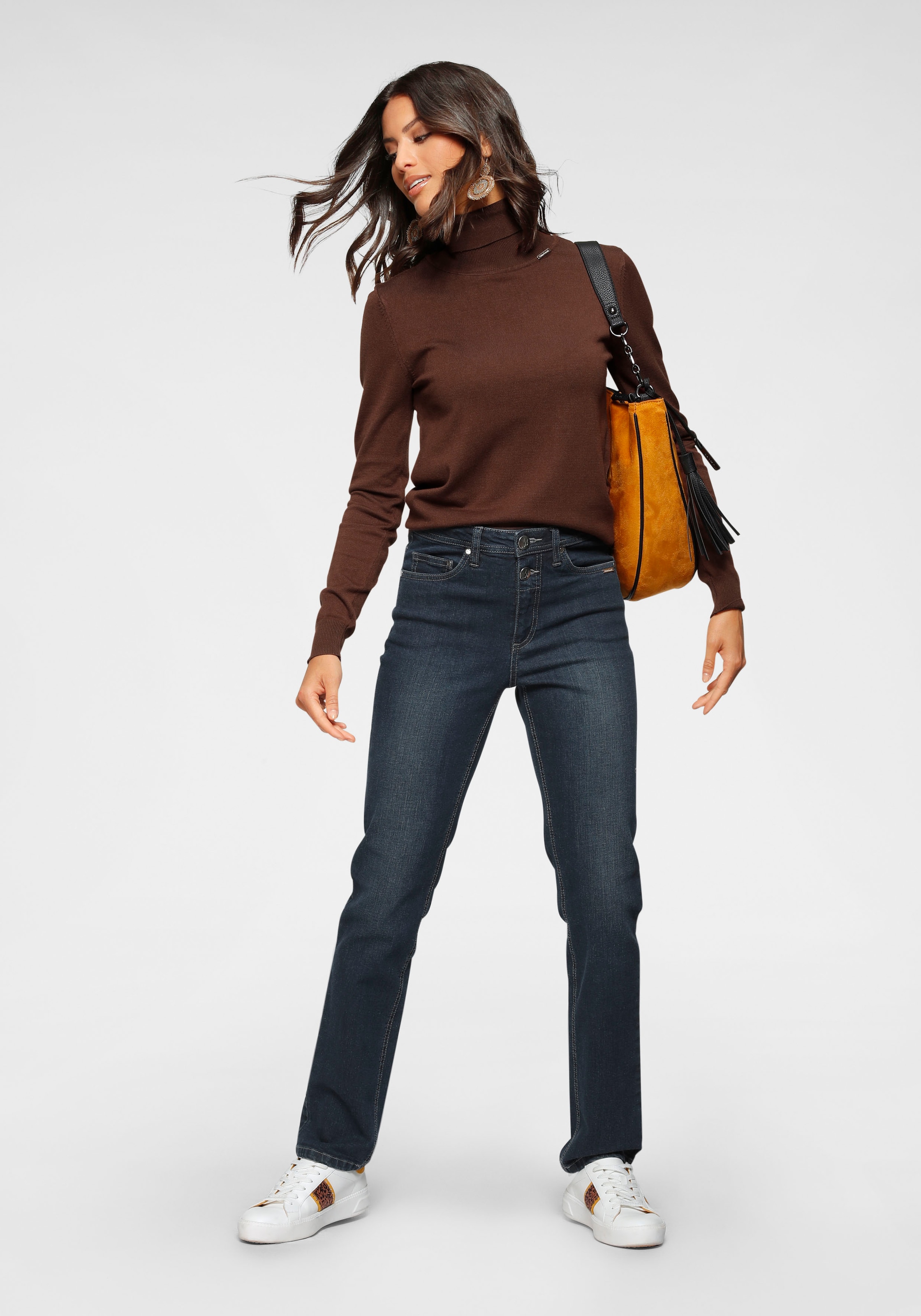 Bruno Banani Rollkragenpullover mit Rollkragen, figurbetonte Passform