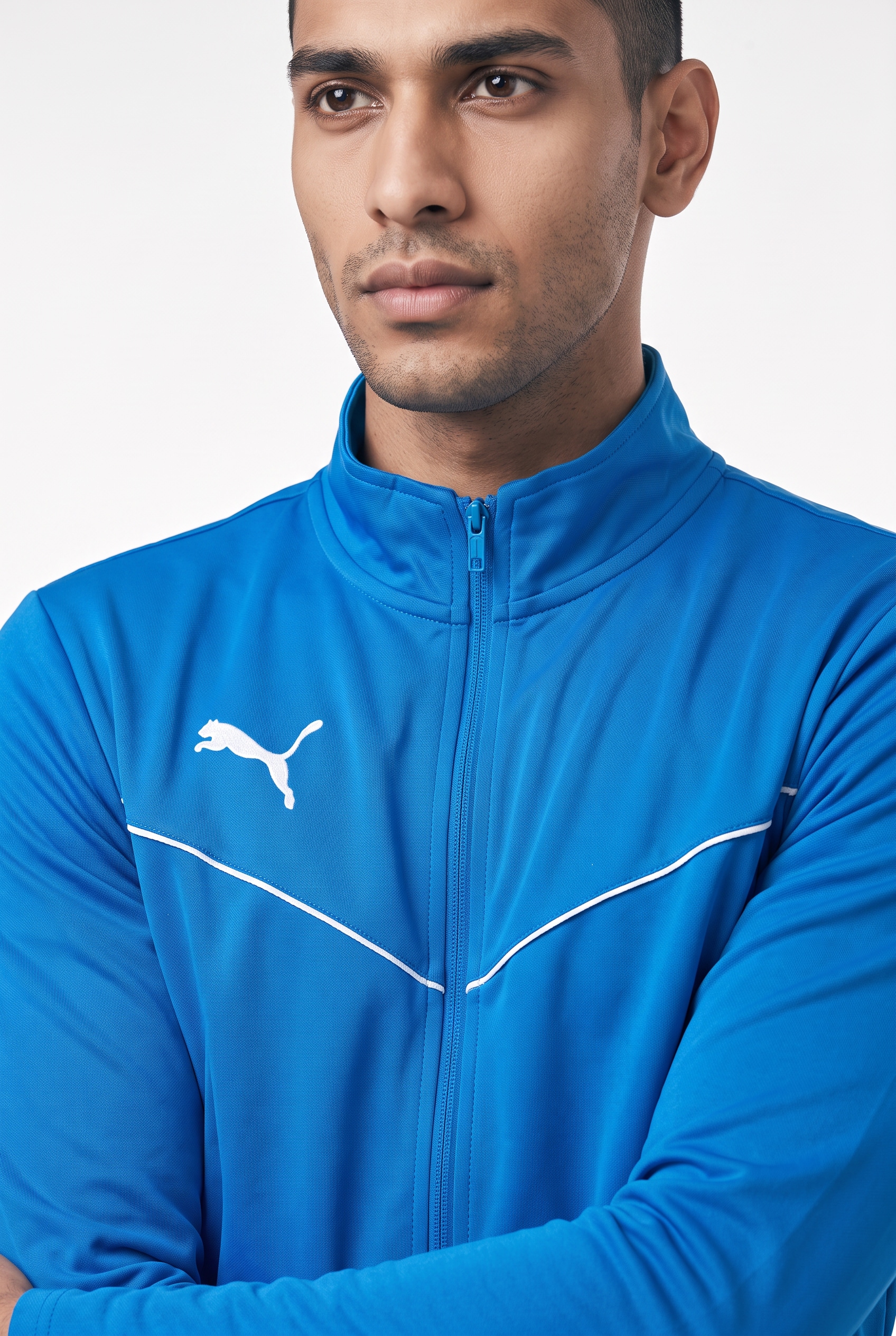 PUMA Trainingsjacke »TEAMRISE TRAINING POLY JACKET« ohne Kapuze sportlicher Stil mit kontrastfarbener Paspelierung