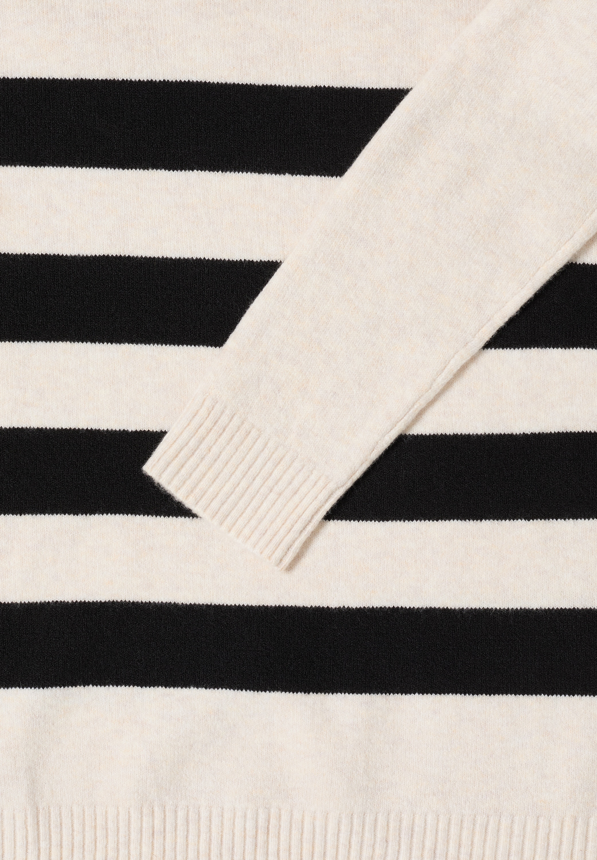 Cecil Rollkragenpullover mit Colorblocking-Streifen und grossem Kragen