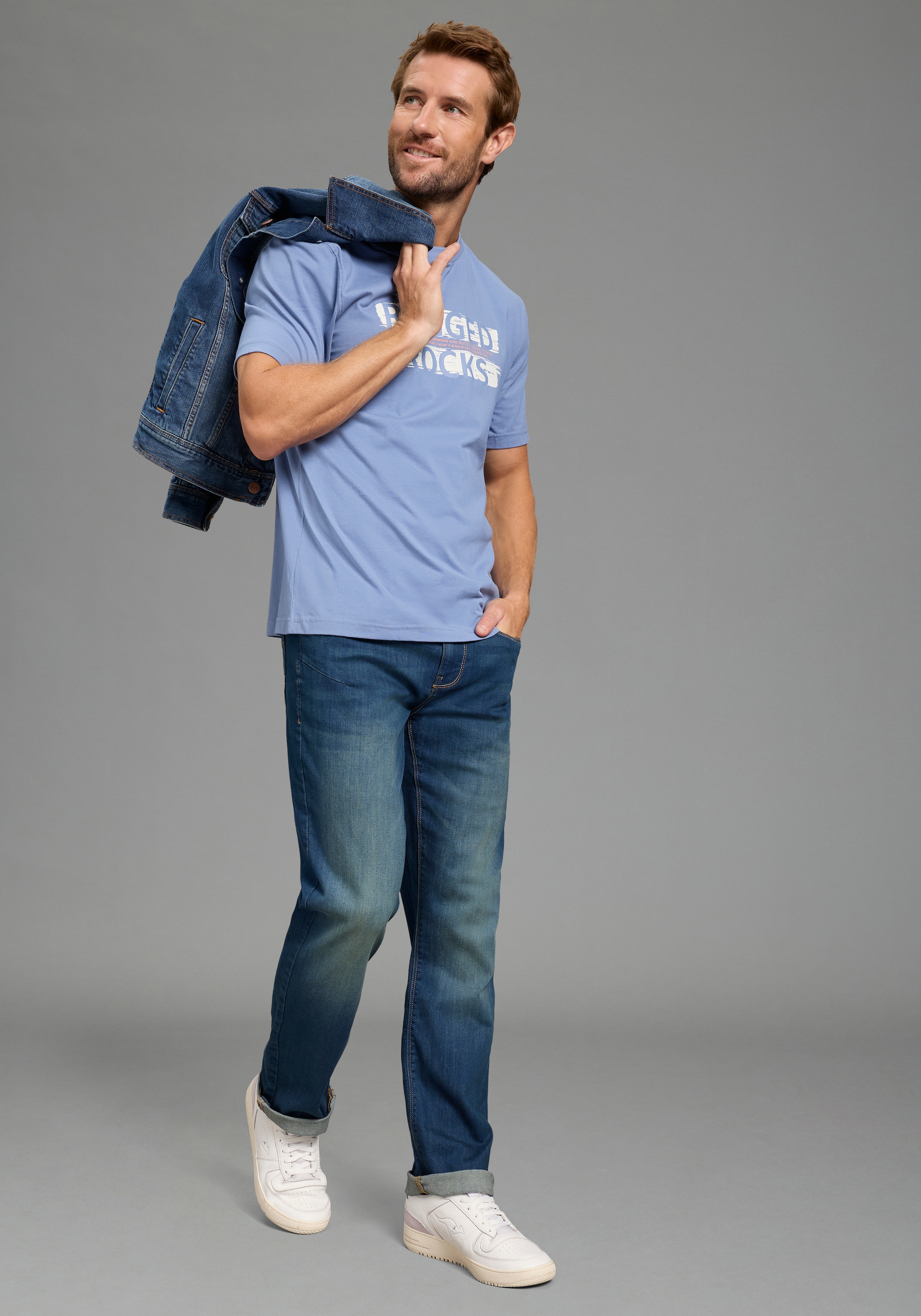 Man's World Shirt à col rond »Neue Kollektion!« style décontracté, manches courtes, coupe normale, imprimé