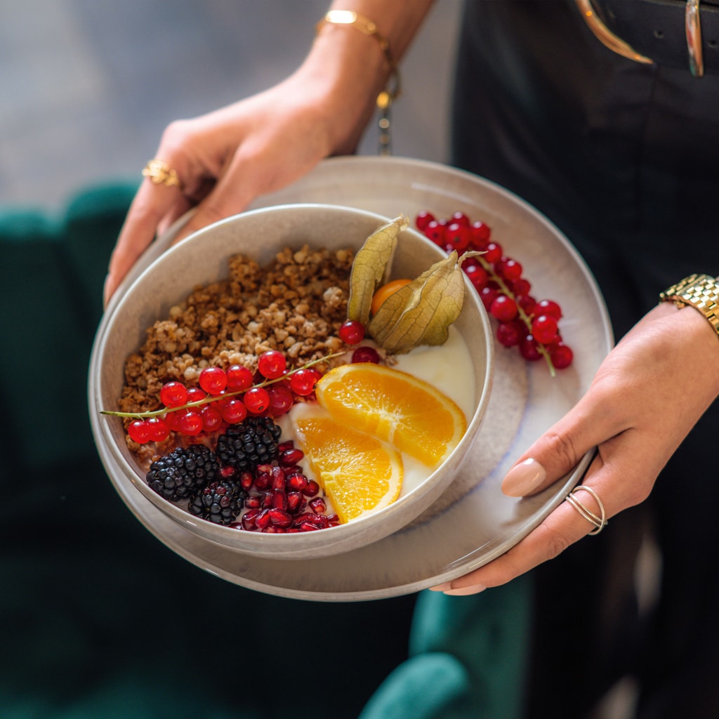 like. by Villeroy & Boch Set de vaisselle pour le petit déjeuner »Perlemor Sand« Made in Germany, Fine China Porzellan