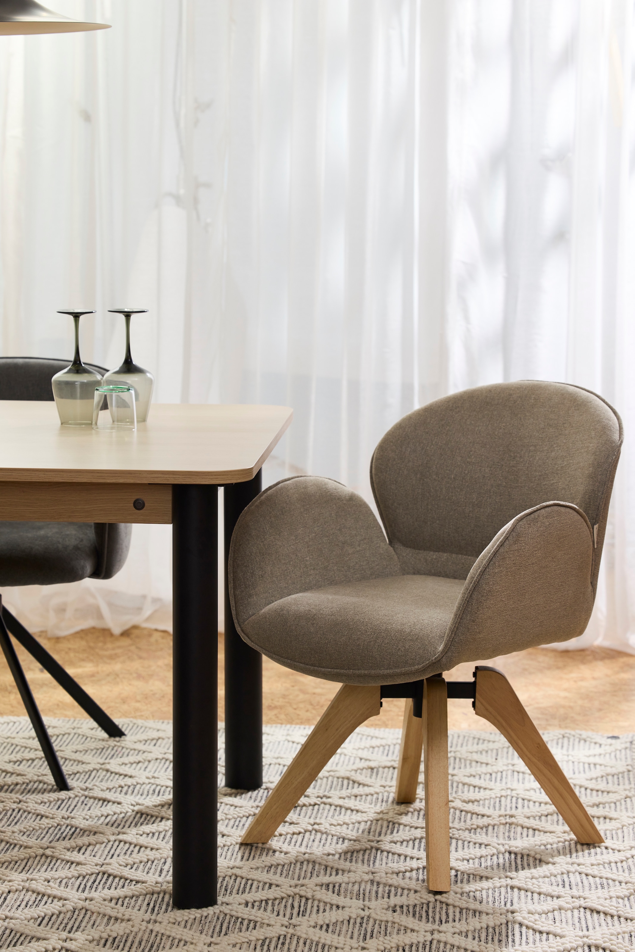 TOM TAILOR HOME Chaise avec accoudoirs »WINGS ARMCHAIR« (Set) 2 cuismit Armlehnen, drehbar, Rückholfunktion, Massivholzgestell