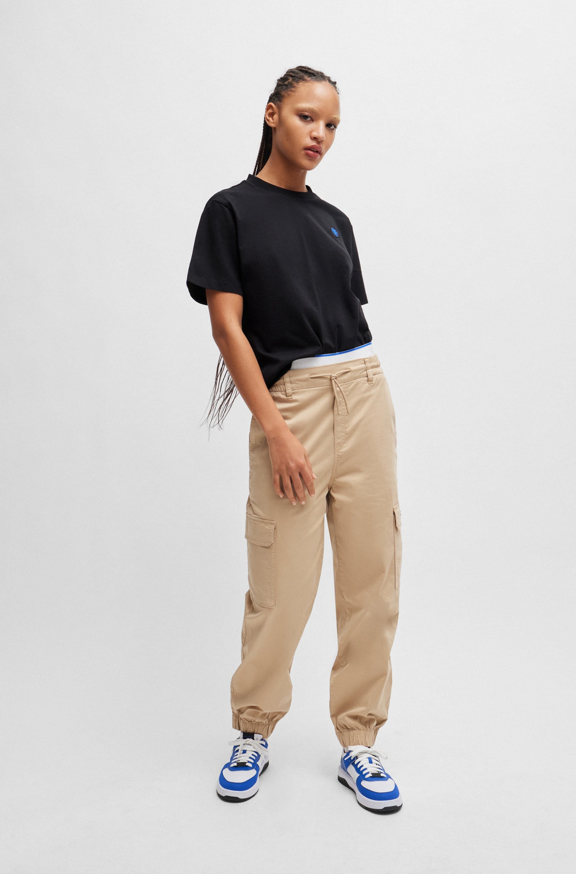 HUGO Blue T-shirt »Vintage Tee« mit Logo-Badge