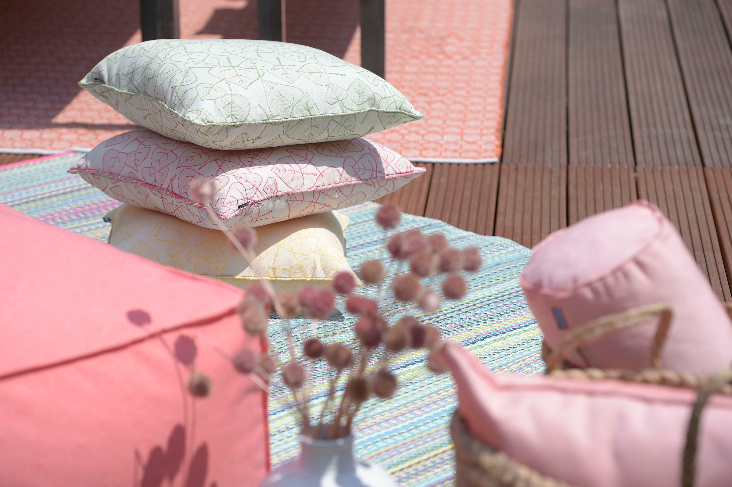 H.O.C.K. Dekokissen »Nala« mit Blattmotiv, Kissenhülle mit Füllung, 1 Stück