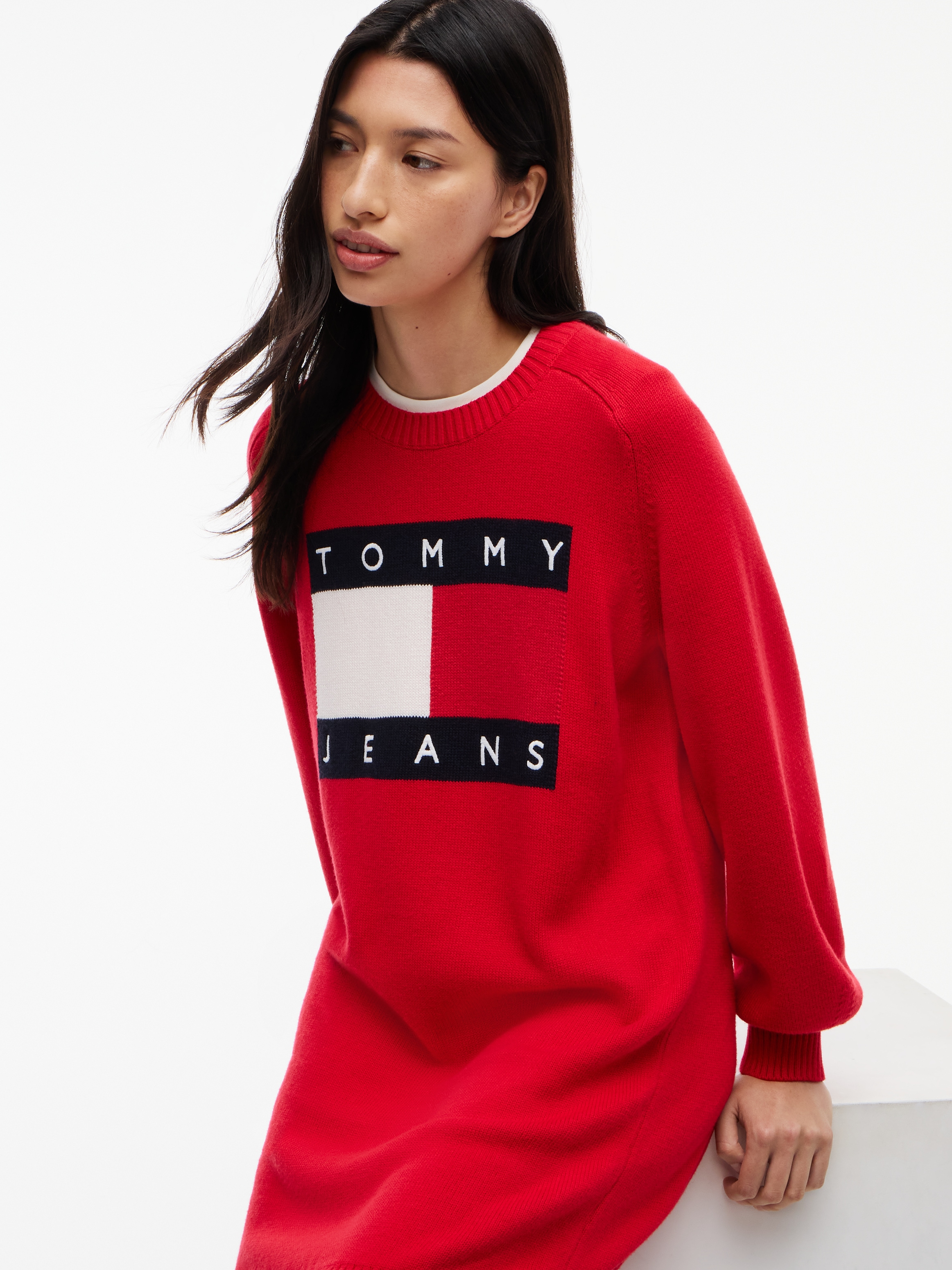 Tommy Jeans Sweatkleid »TJW SWEATER FLAG DRESS EXT« Baumwollmischung