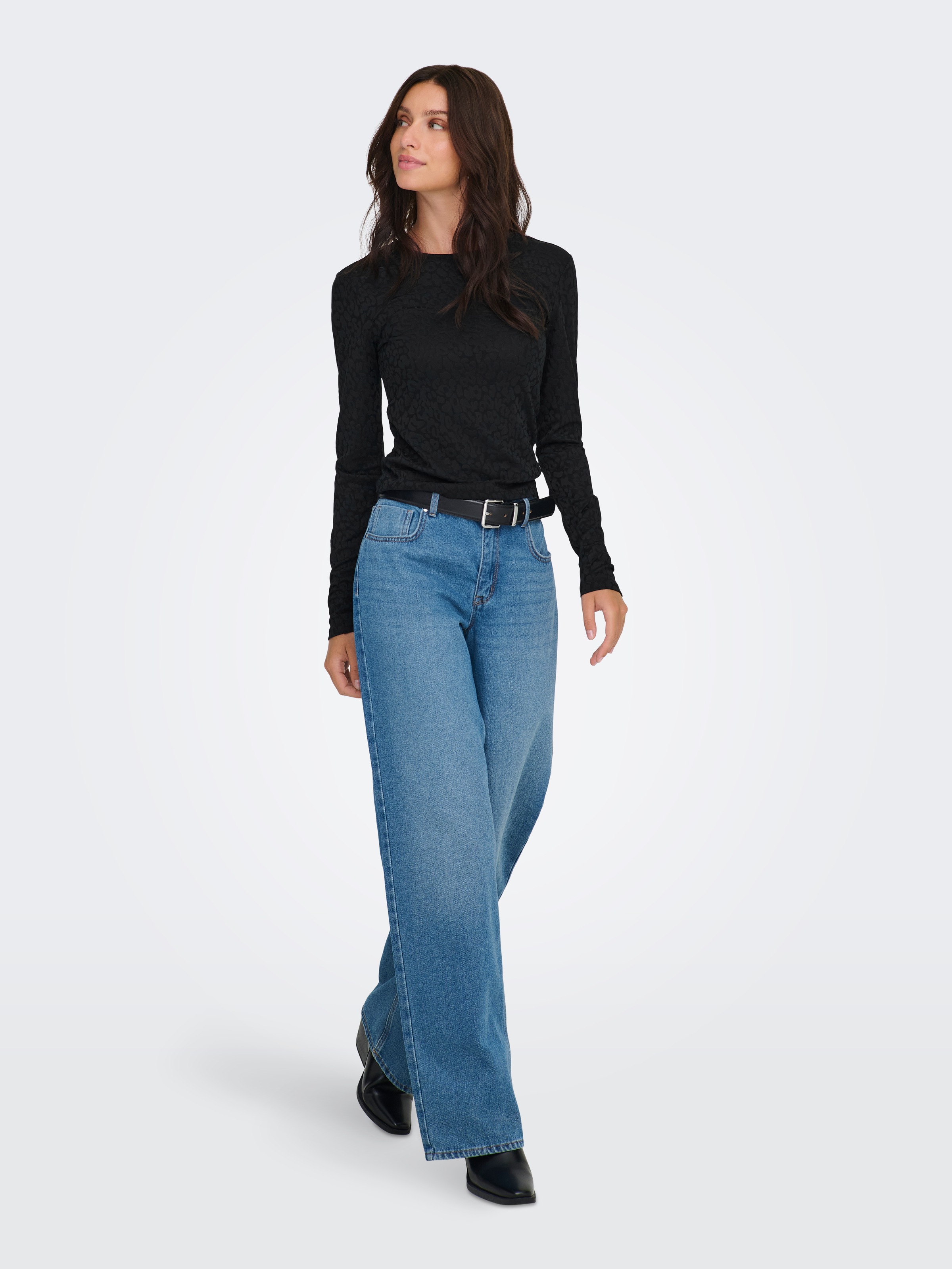 ONLY T-shirt à manches longues »ONLZELE L/S ROUNDNECK TOP JRS«