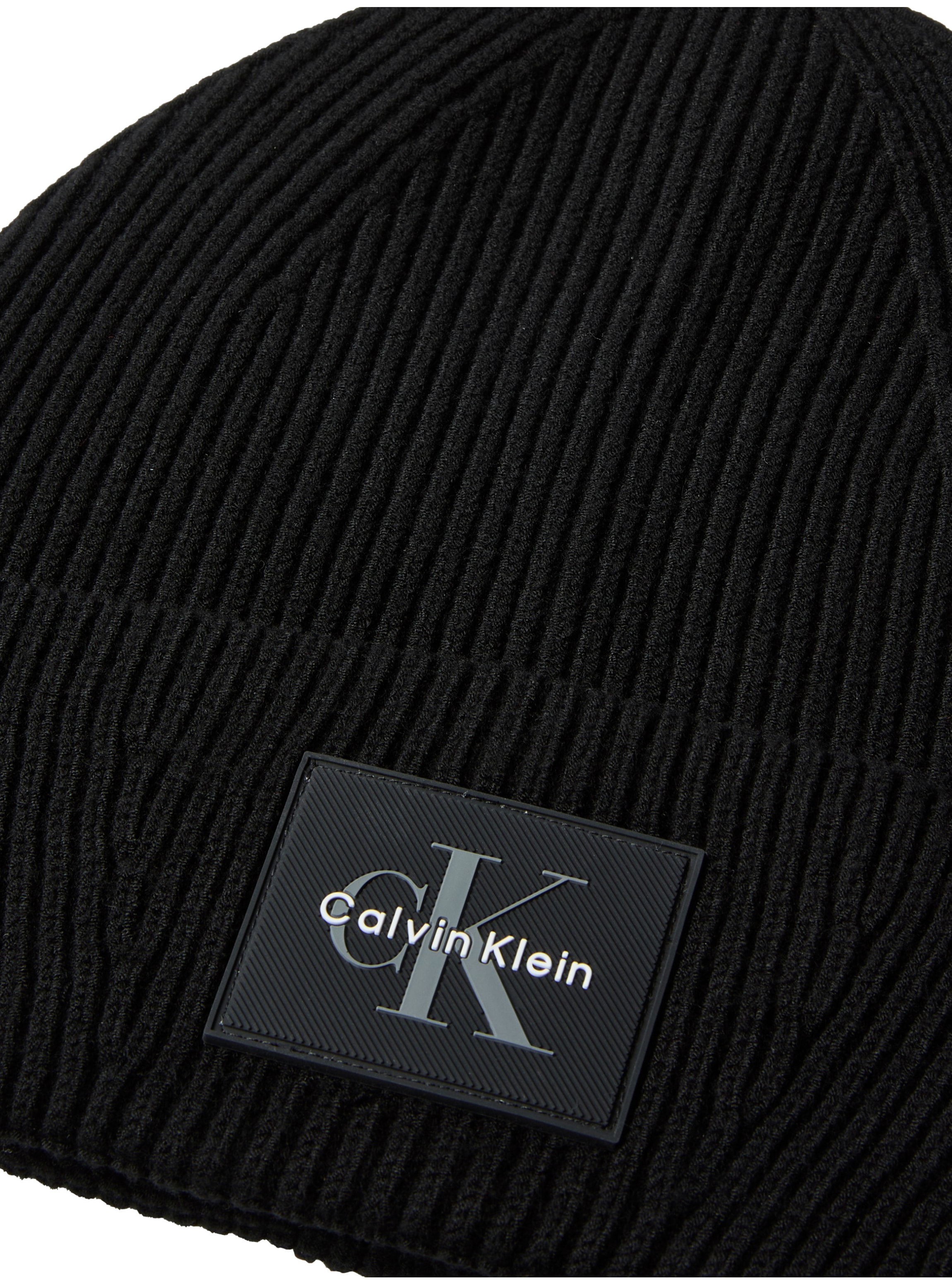 Calvin Klein Beanie »MONOLOGO PATCH RIB BEANIE« Regular fit mit Markenlogo
