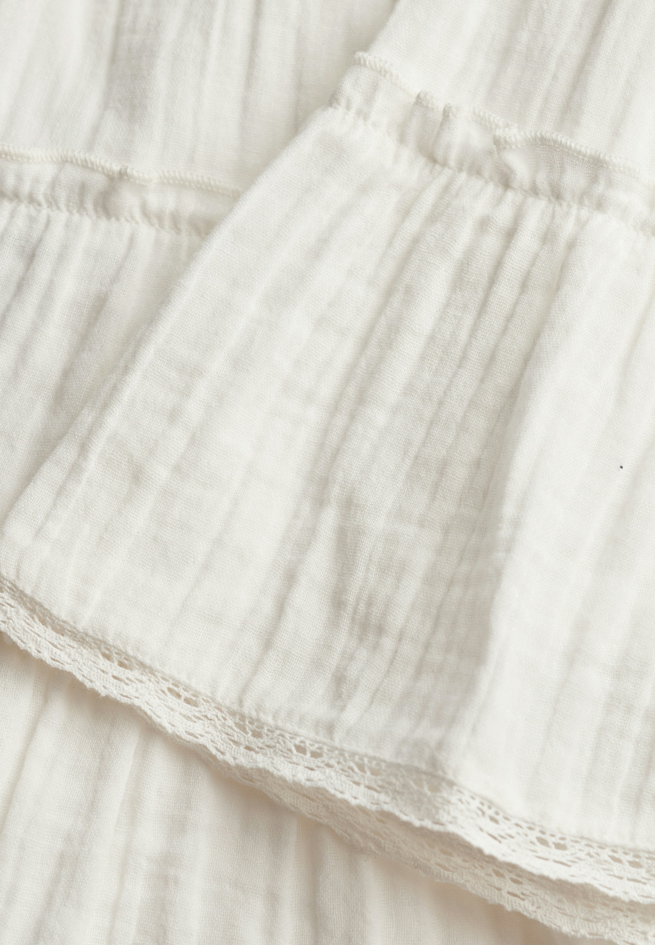 Superdry Jupe d'été »CHEESECLOTH TIERED MINI SKIRT« en coton, Regular Fit, avec ceinture élastique, aspect uni