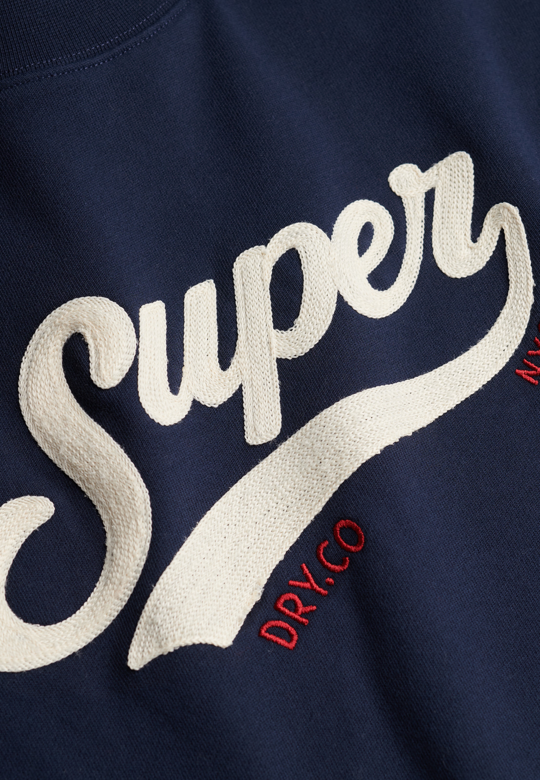 Superdry Sweat-shirt »VARSITY SCRIPT LOOSE CREW«, en coton, coupe décontractée, col rond, facile d'entretien

